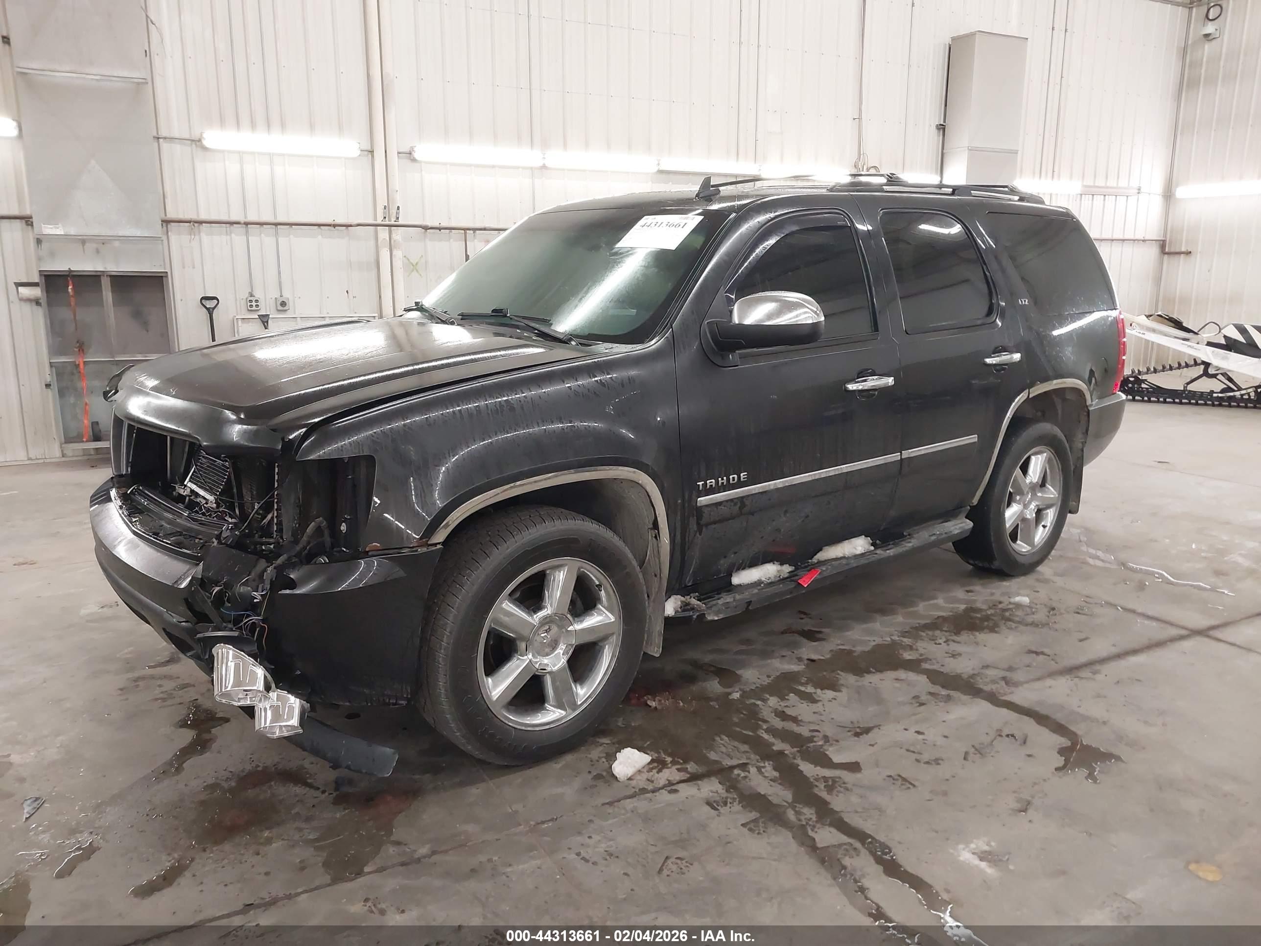CHEVROLET TAHOE image 2