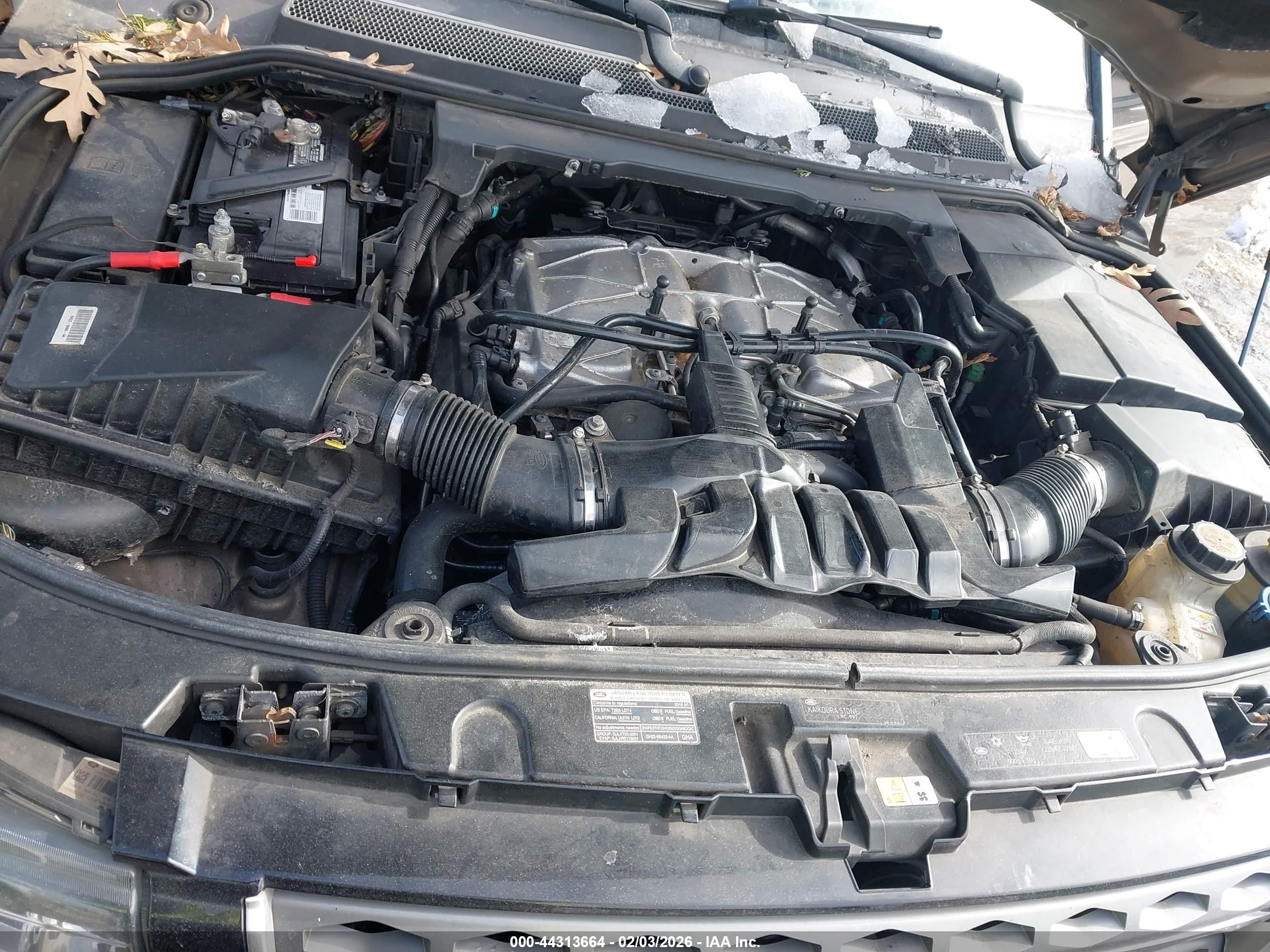 LAND ROVER image 10