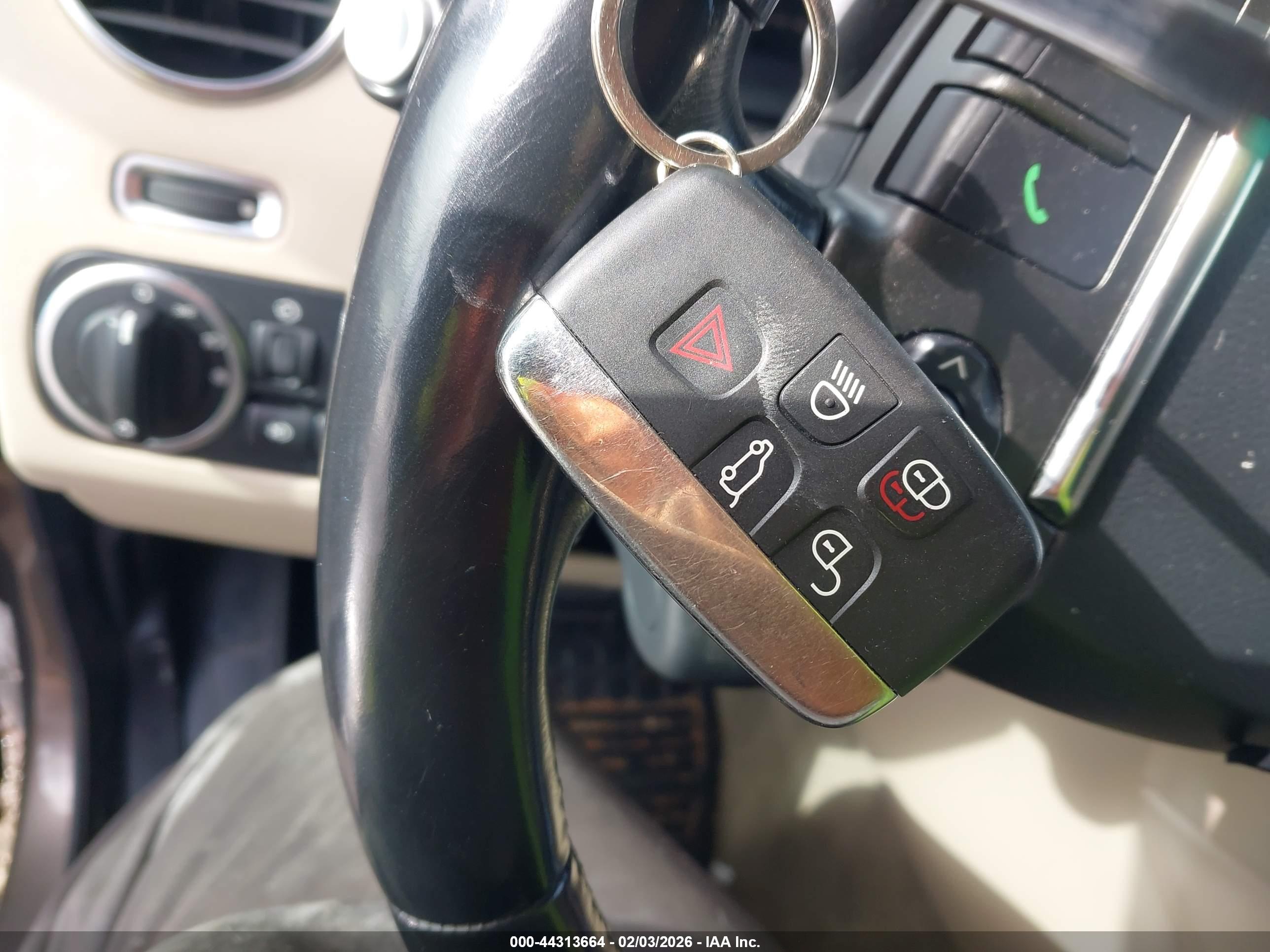 LAND ROVER image 11