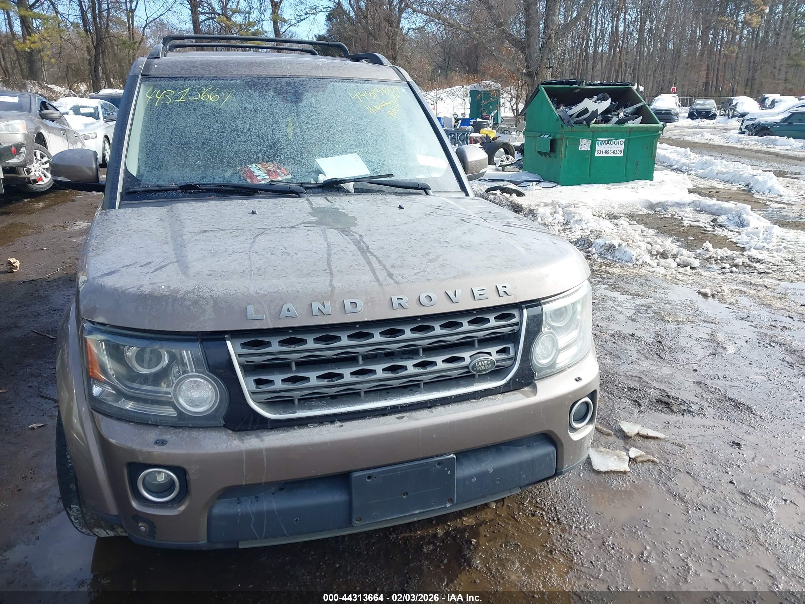 LAND ROVER image 6