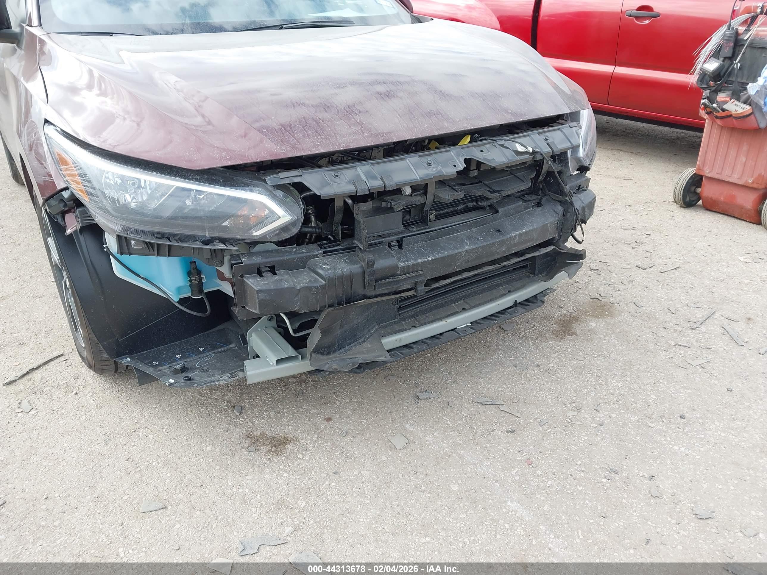 NISSAN SENTRA image 6