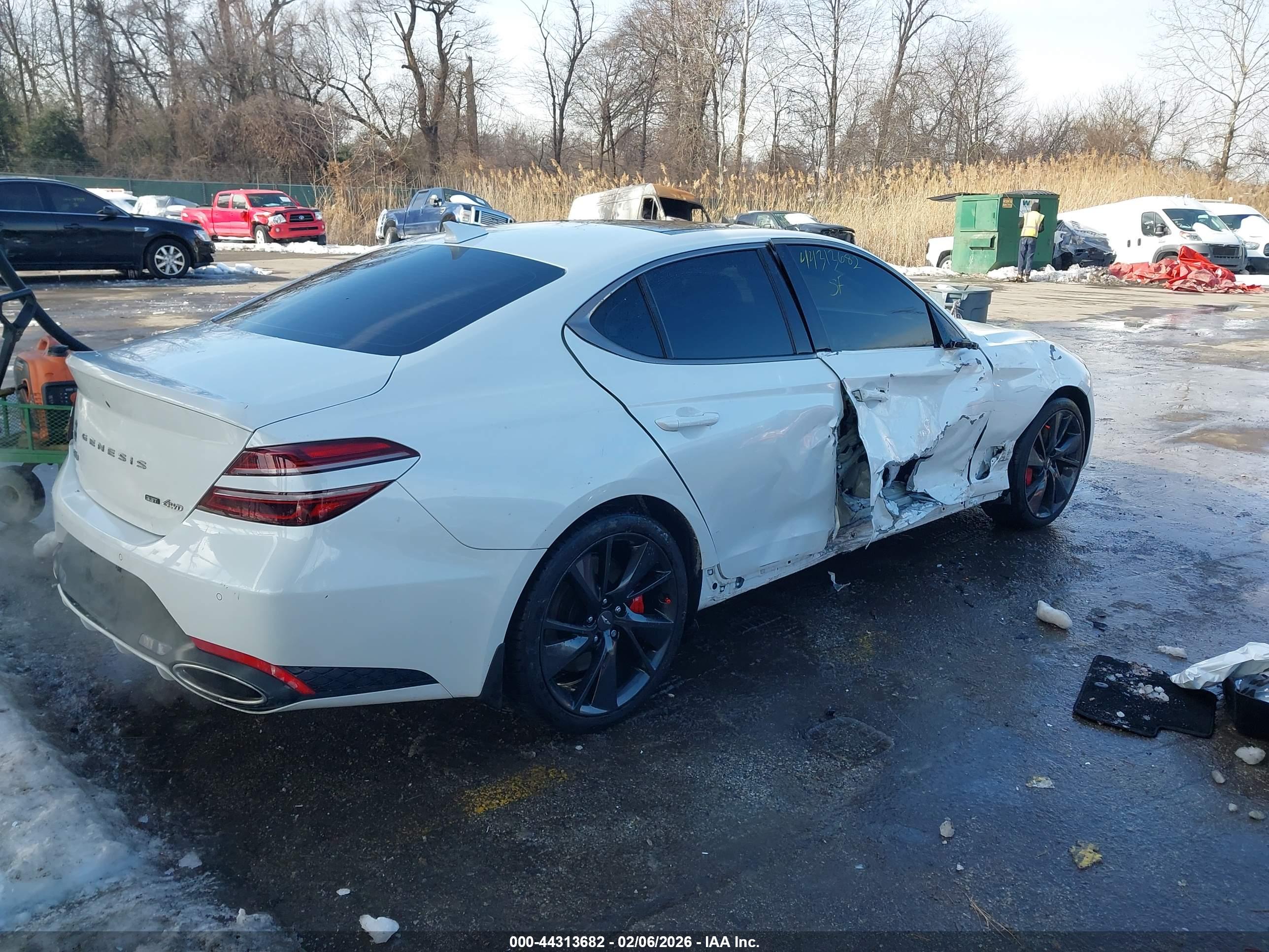 GENESIS G70 image 4
