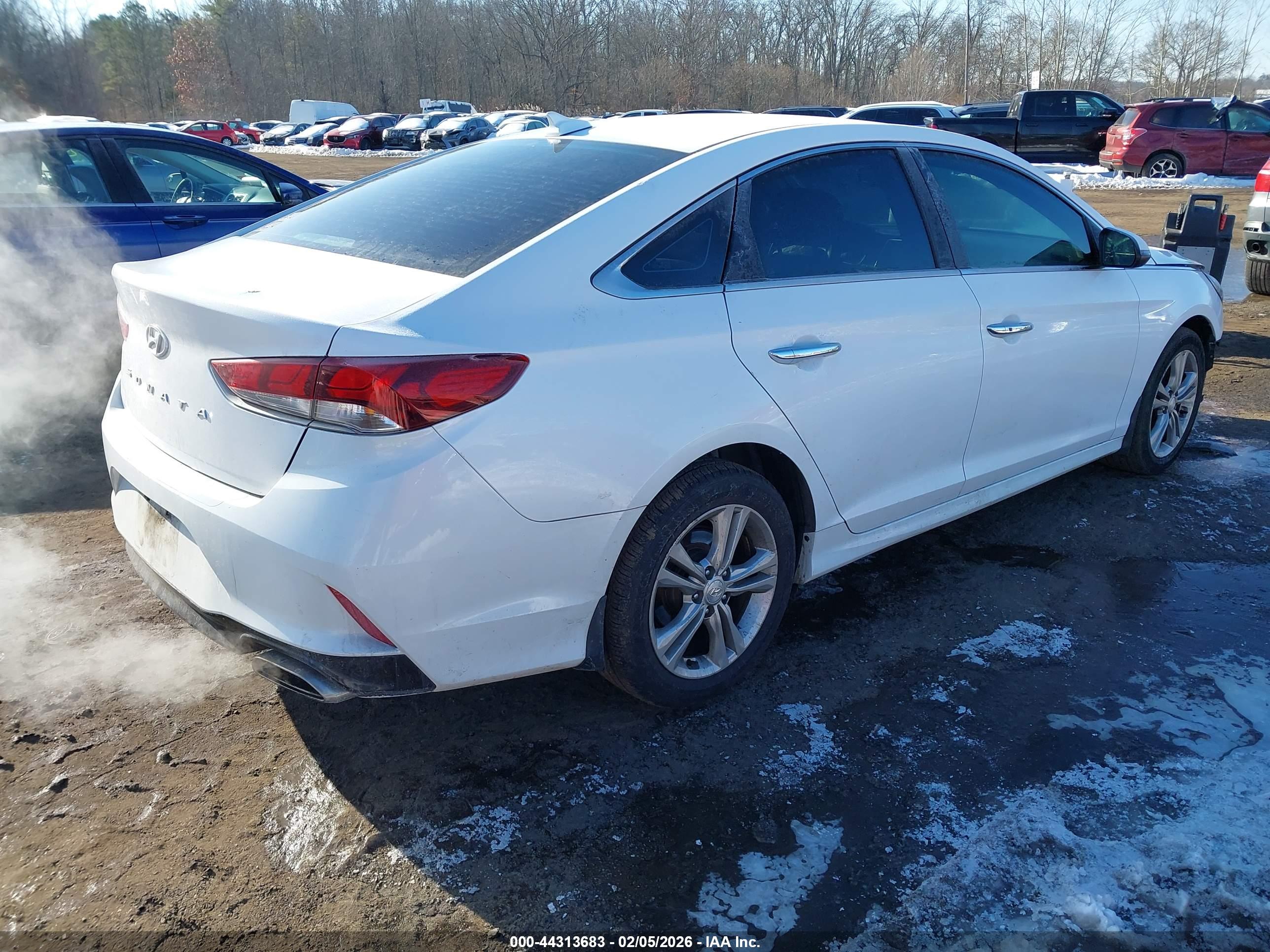 HYUNDAI SONATA image 4