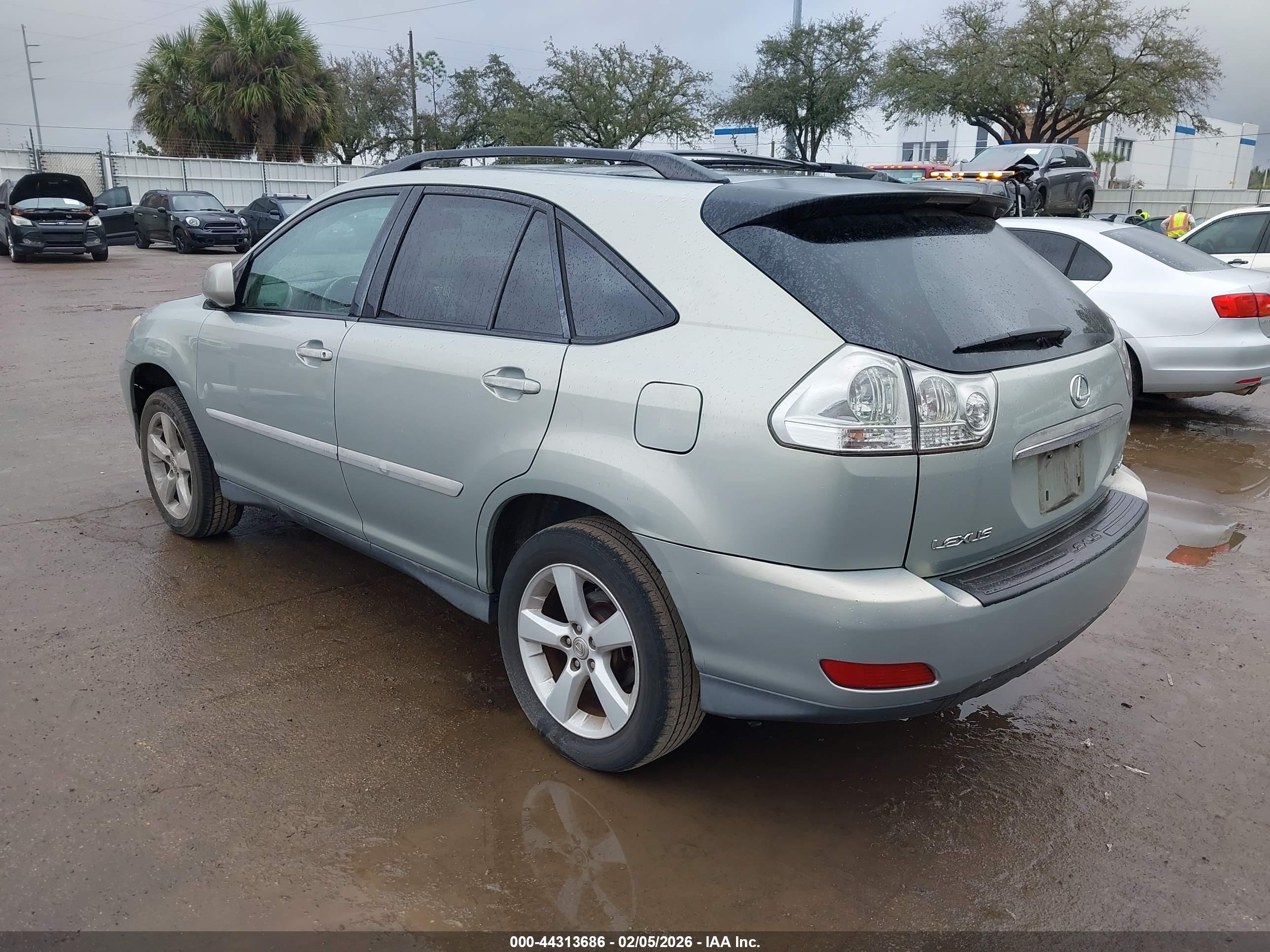 LEXUS RX image 3