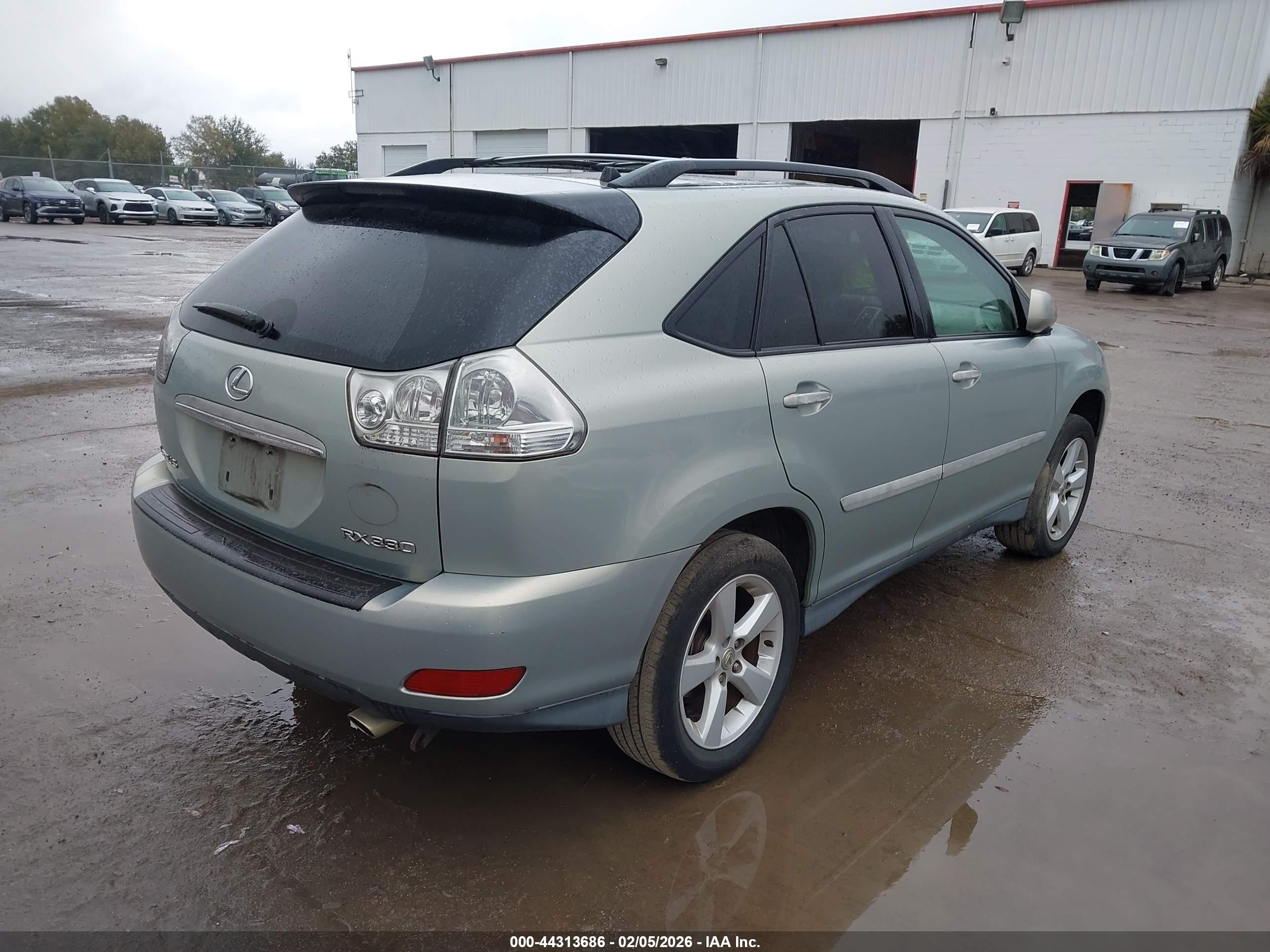 LEXUS RX image 4