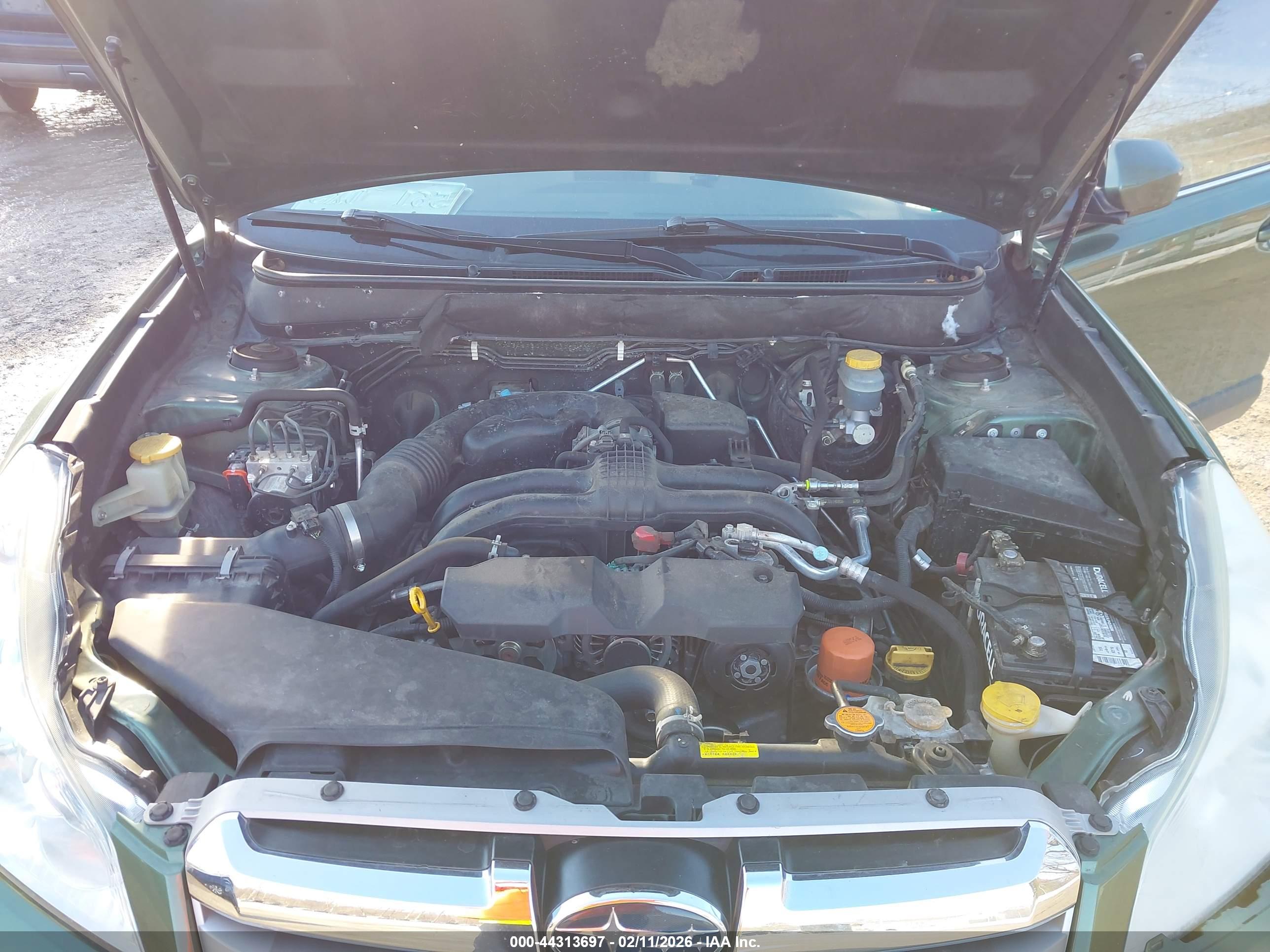 SUBARU OUTBACK image 10