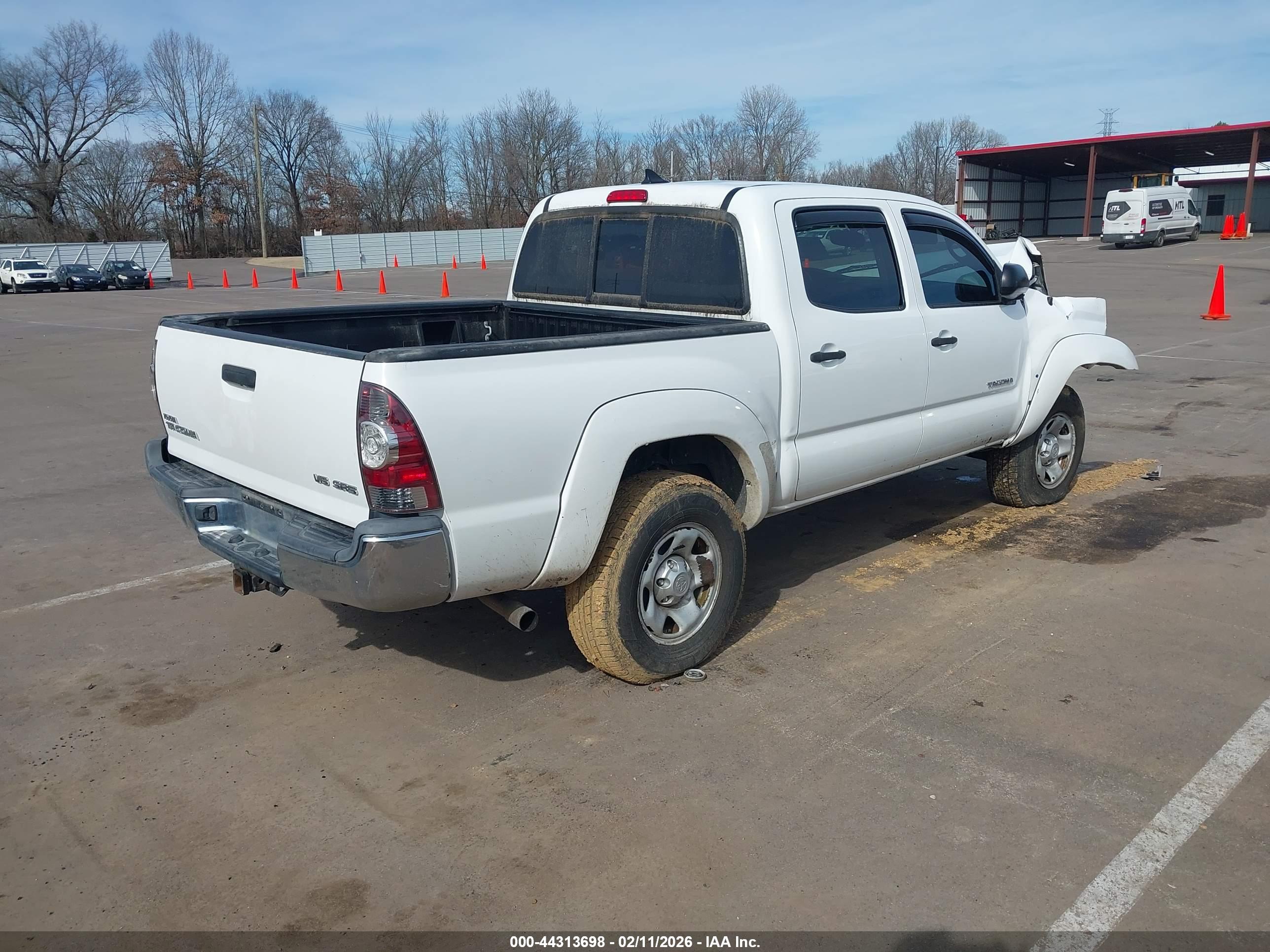 TOYOTA TACOMA image 4