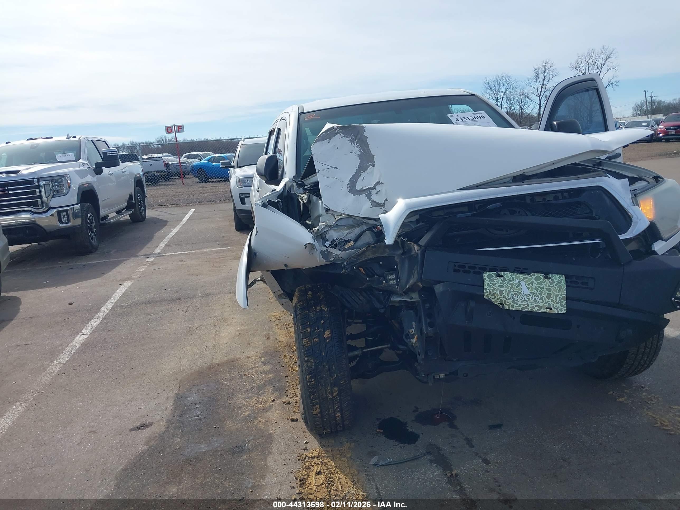 TOYOTA TACOMA image 6