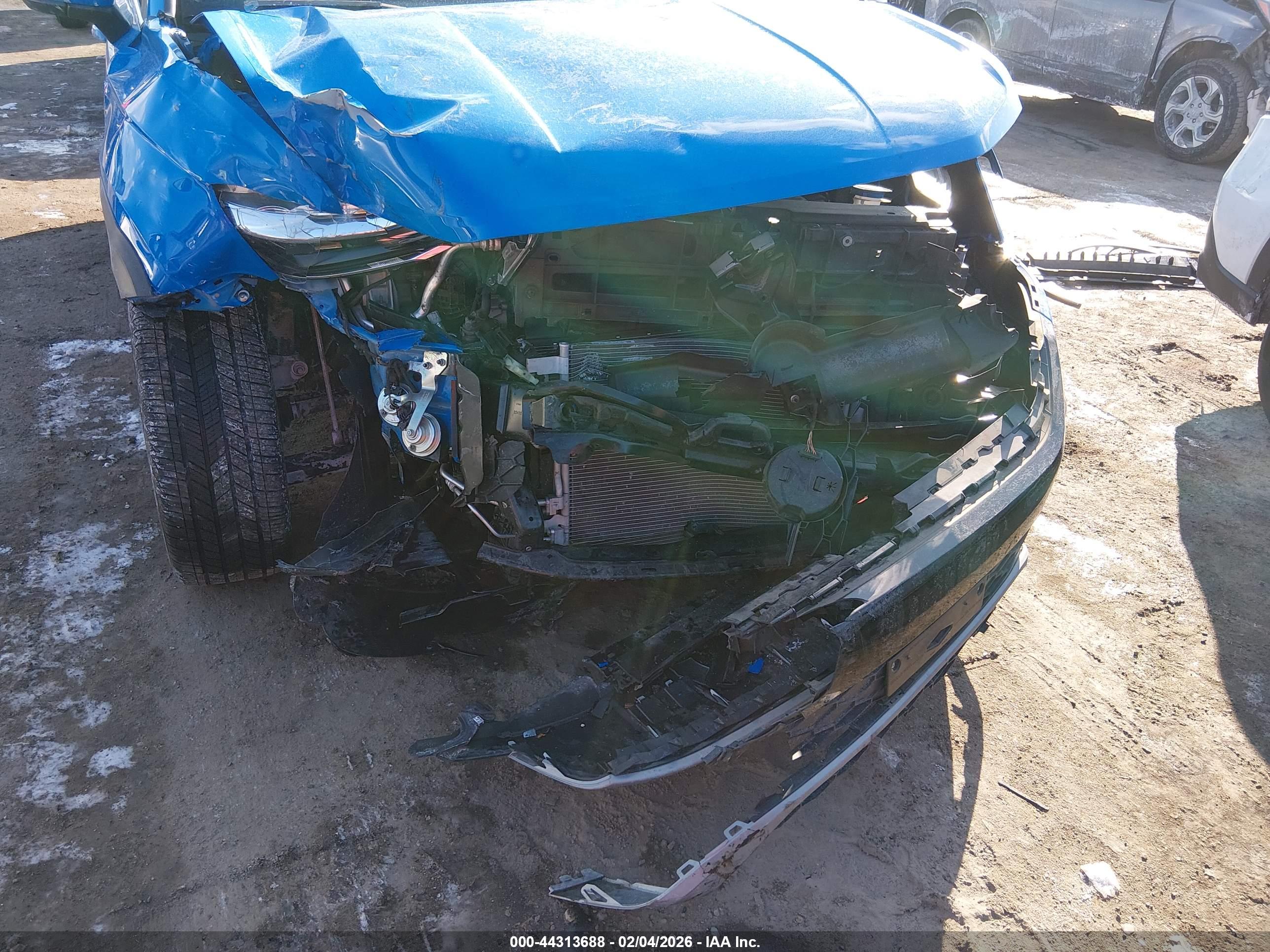 VOLKSWAGEN TAOS image 6