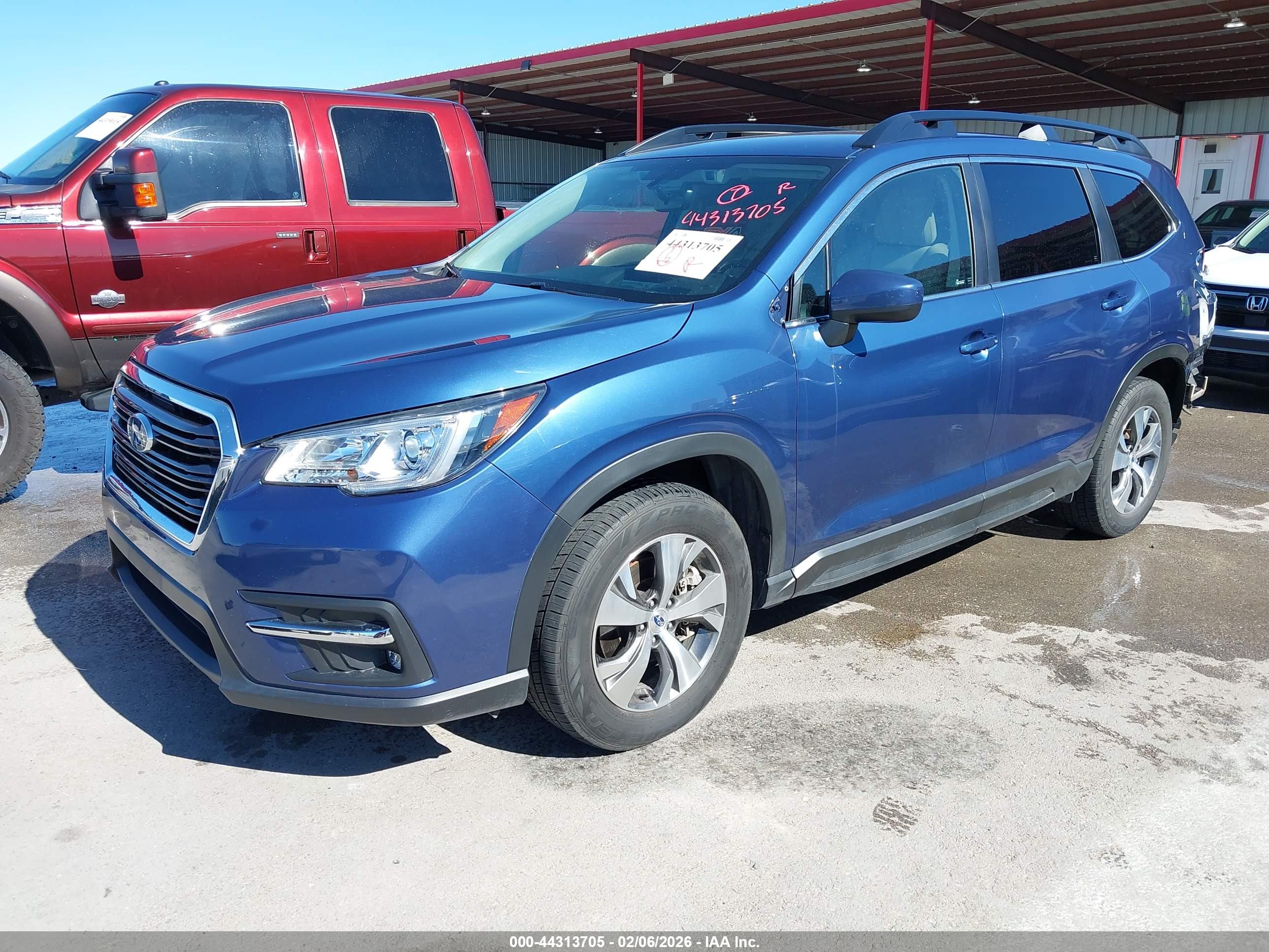 SUBARU ASCENT image 2