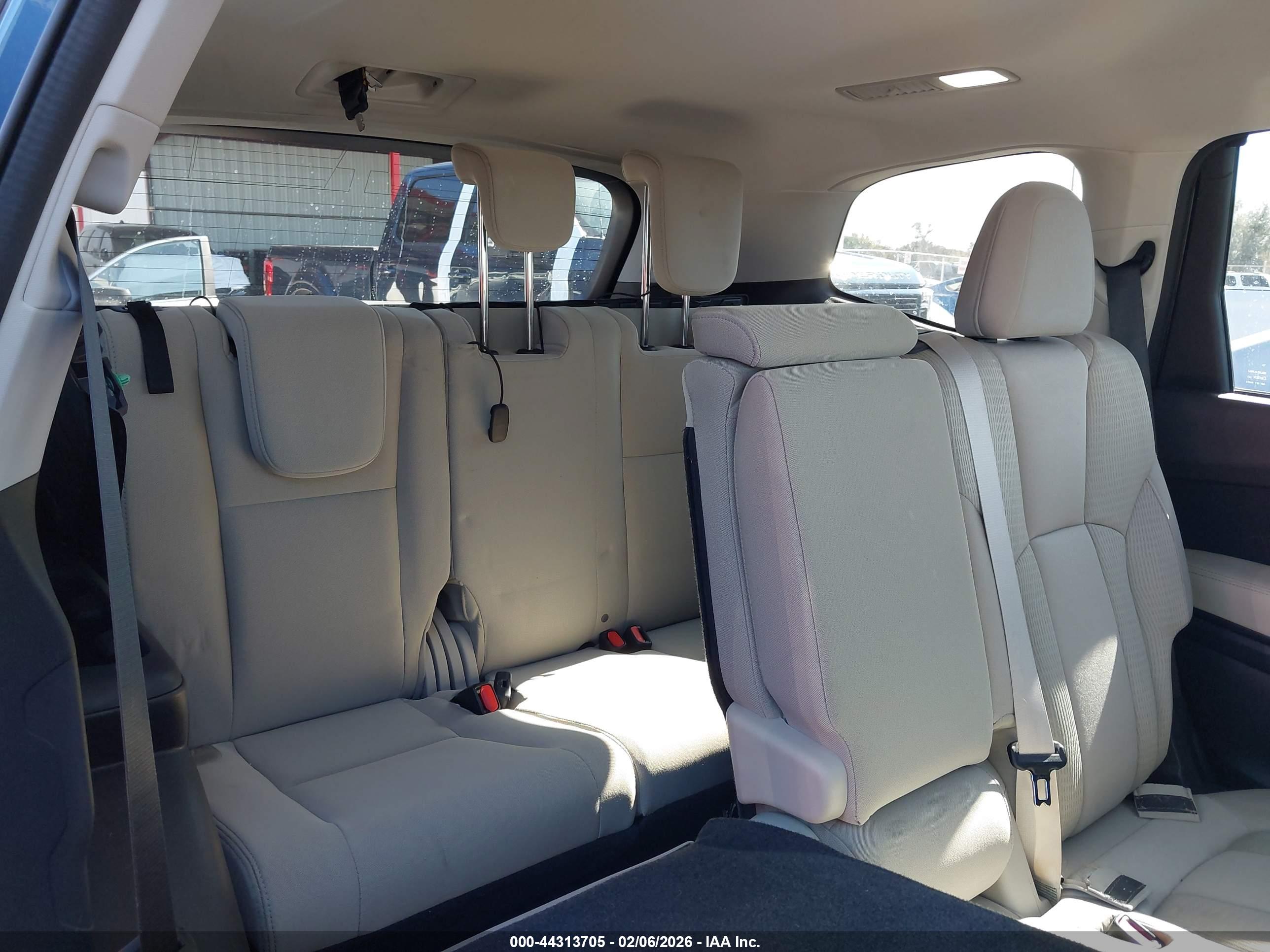 SUBARU ASCENT image 8