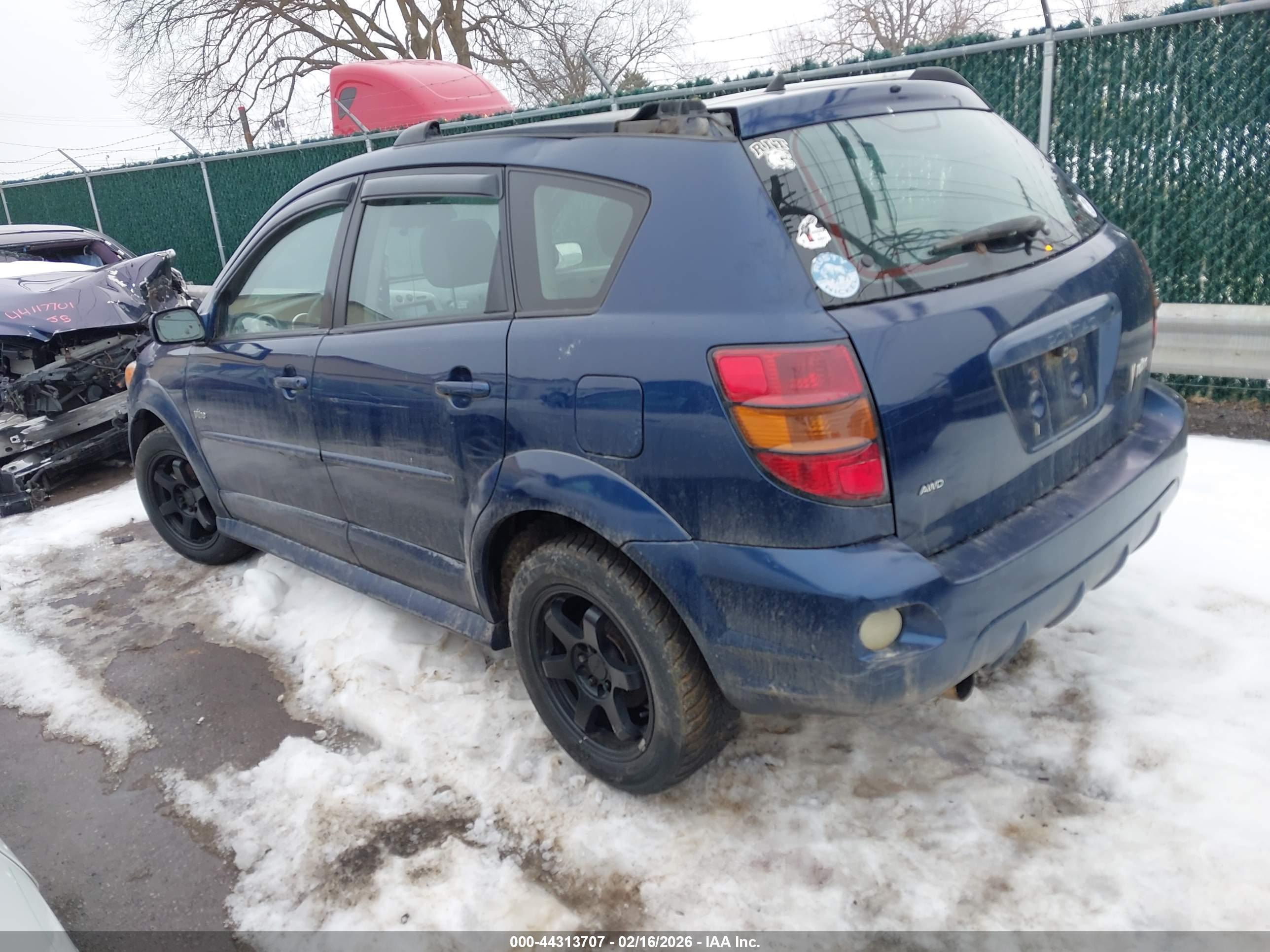 PONTIAC VIBE image 3
