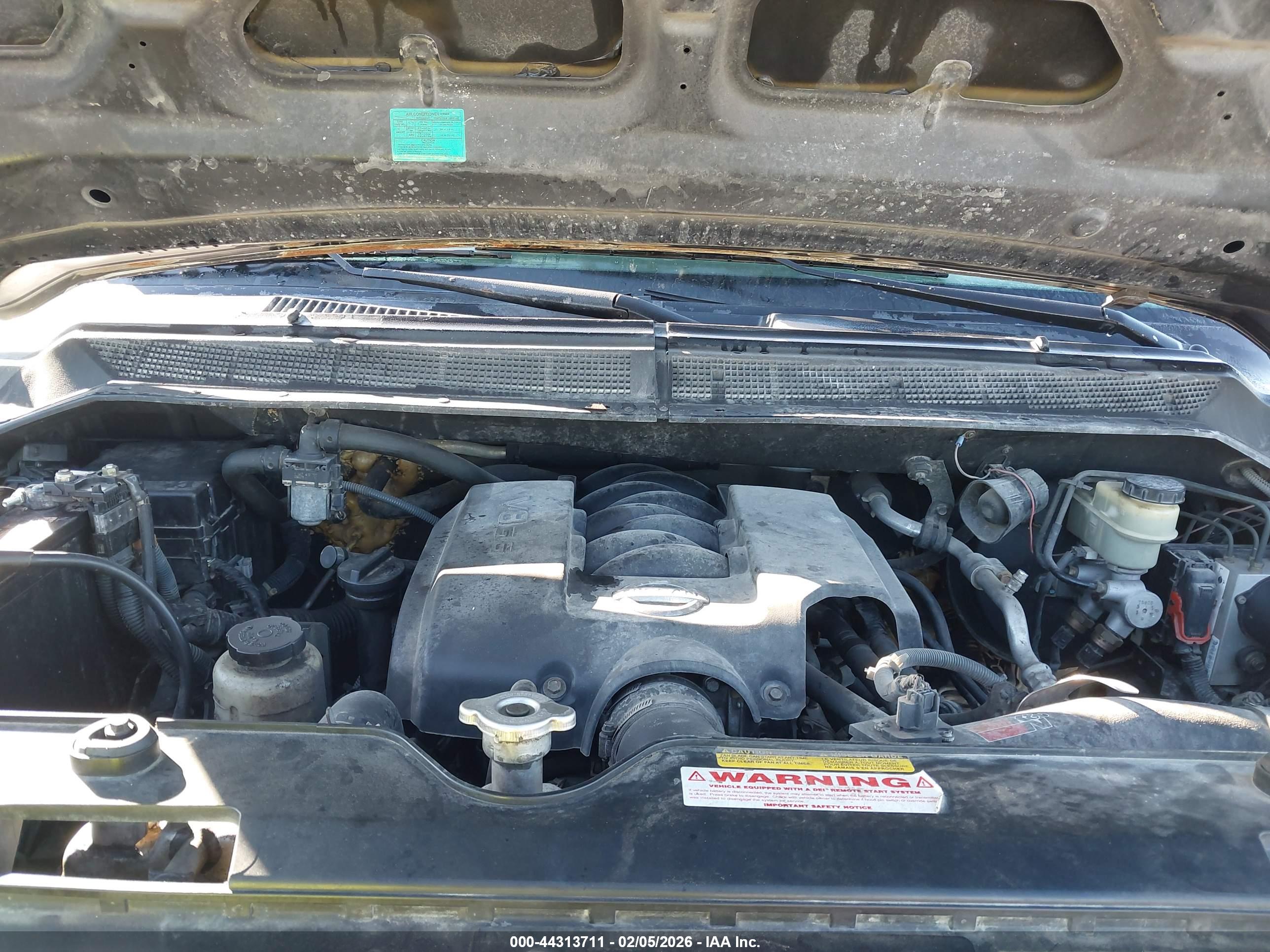 NISSAN TITAN image 10