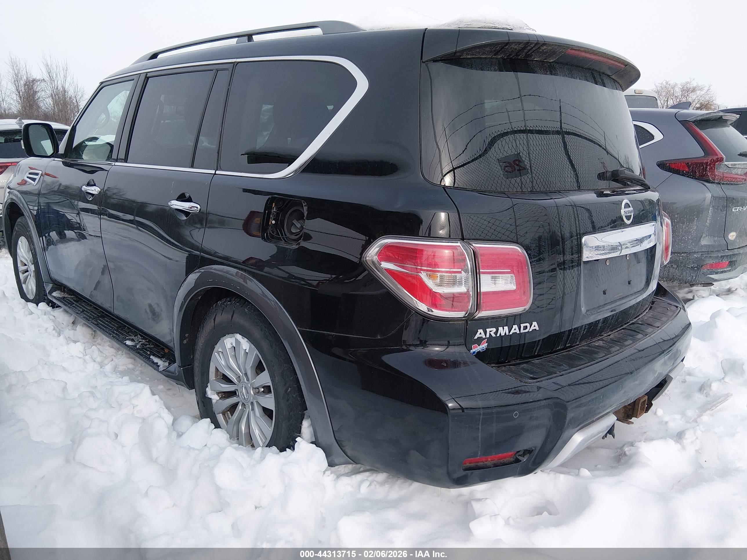 NISSAN ARMADA image 3