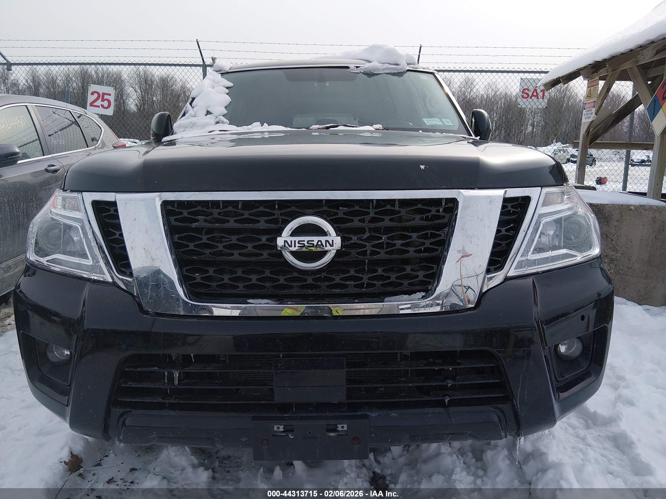 NISSAN ARMADA image 6