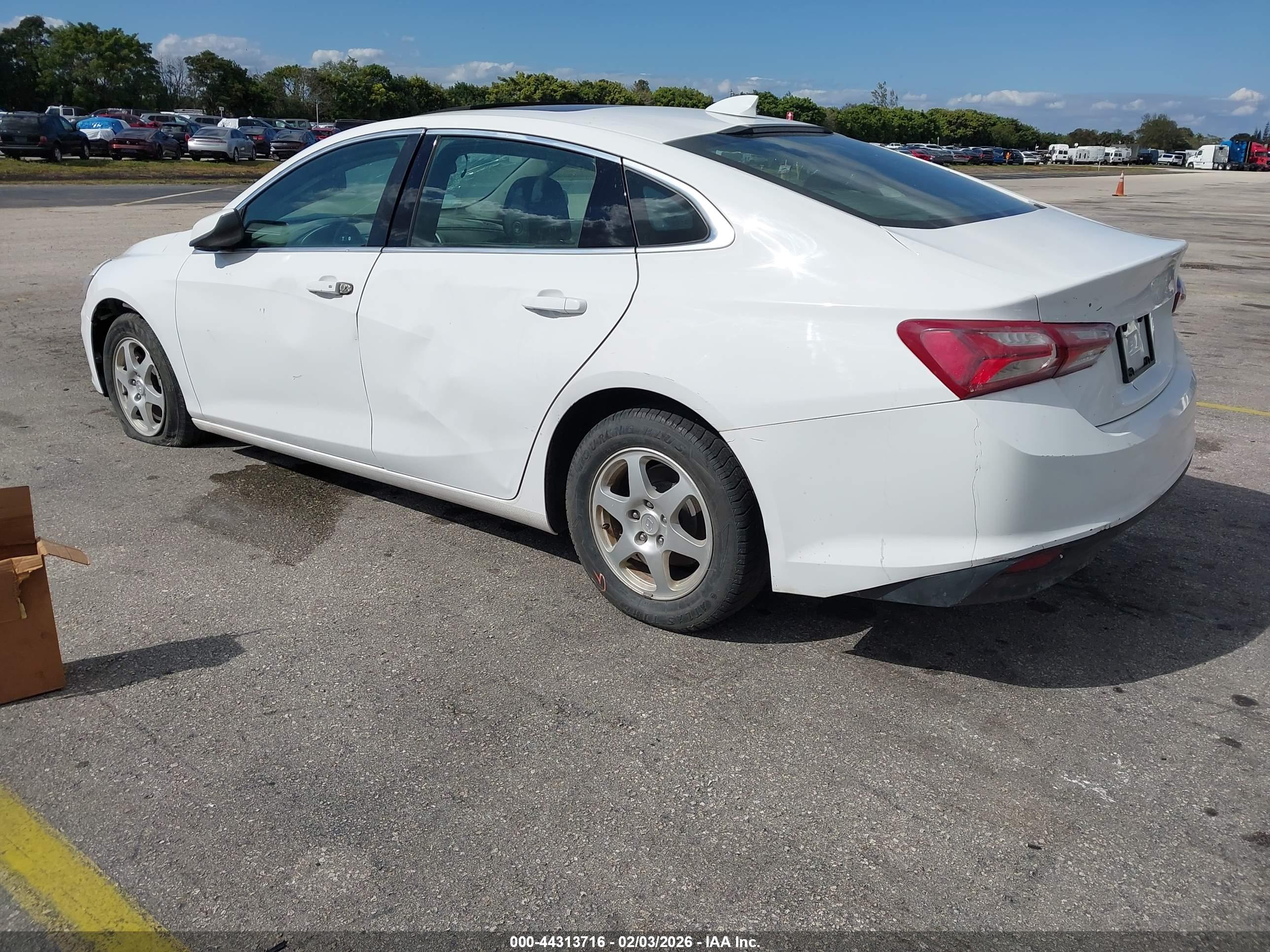 CHEVROLET MALIBU image 3