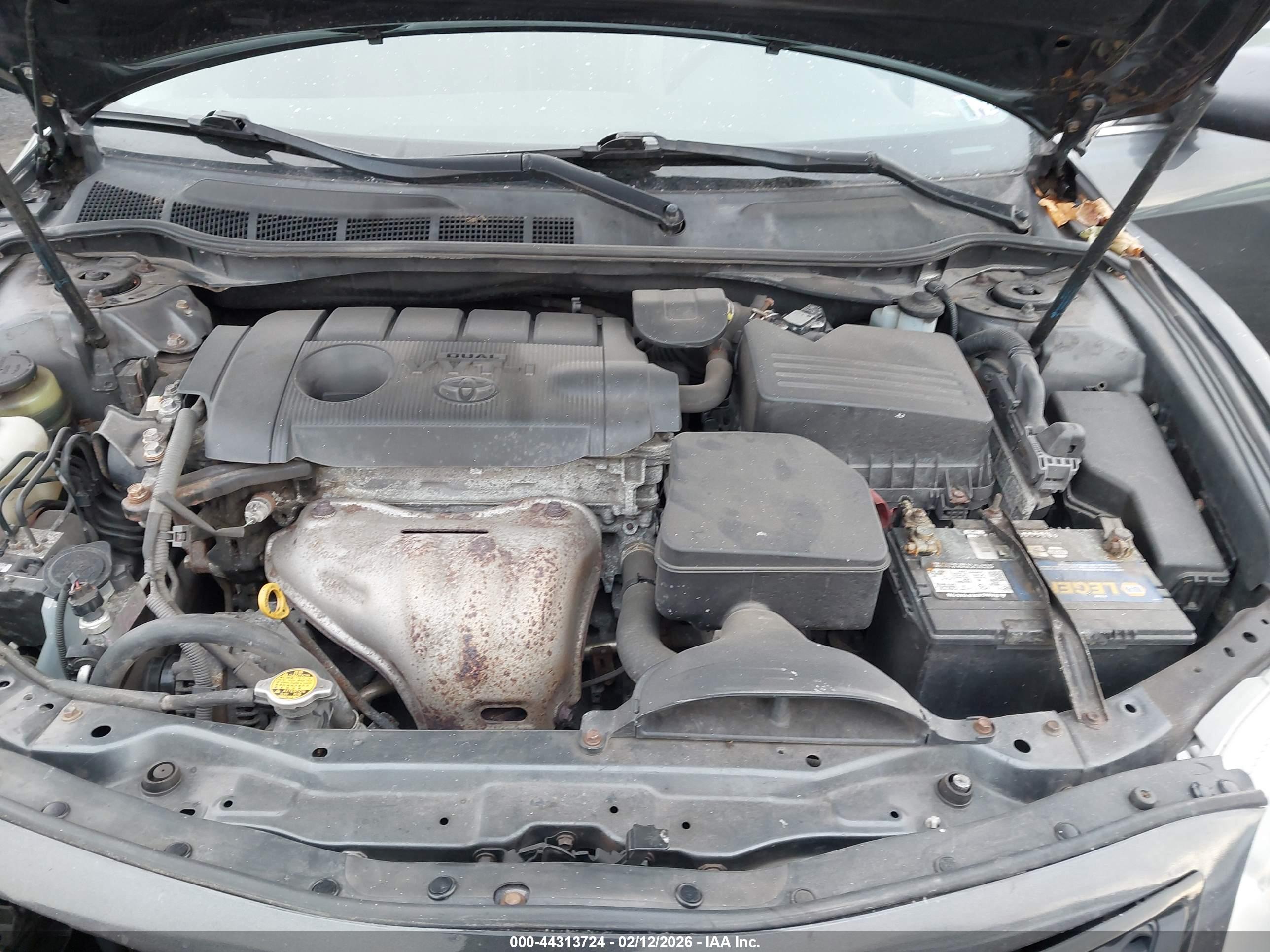 TOYOTA CAMRY image 10