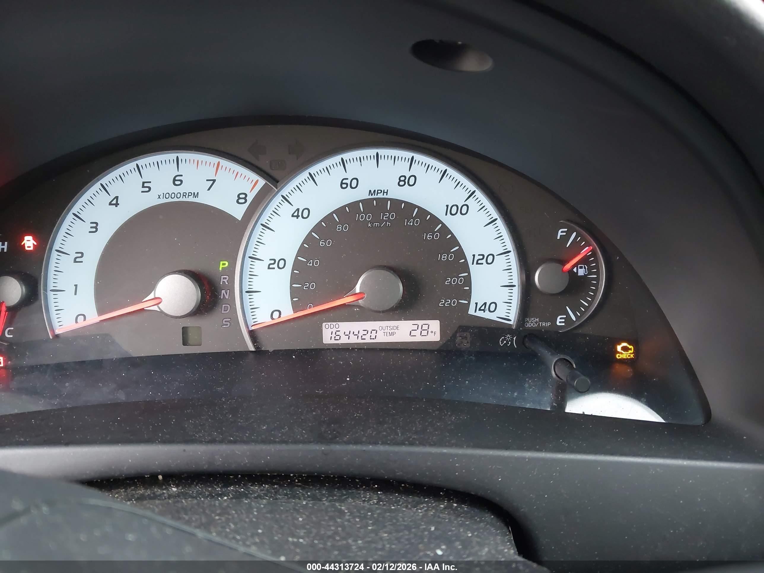 TOYOTA CAMRY image 7