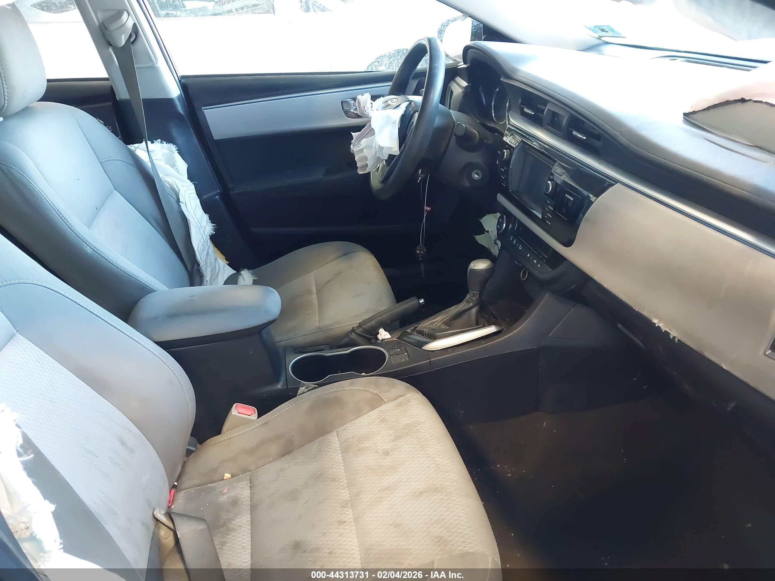 TOYOTA COROLLA image 5