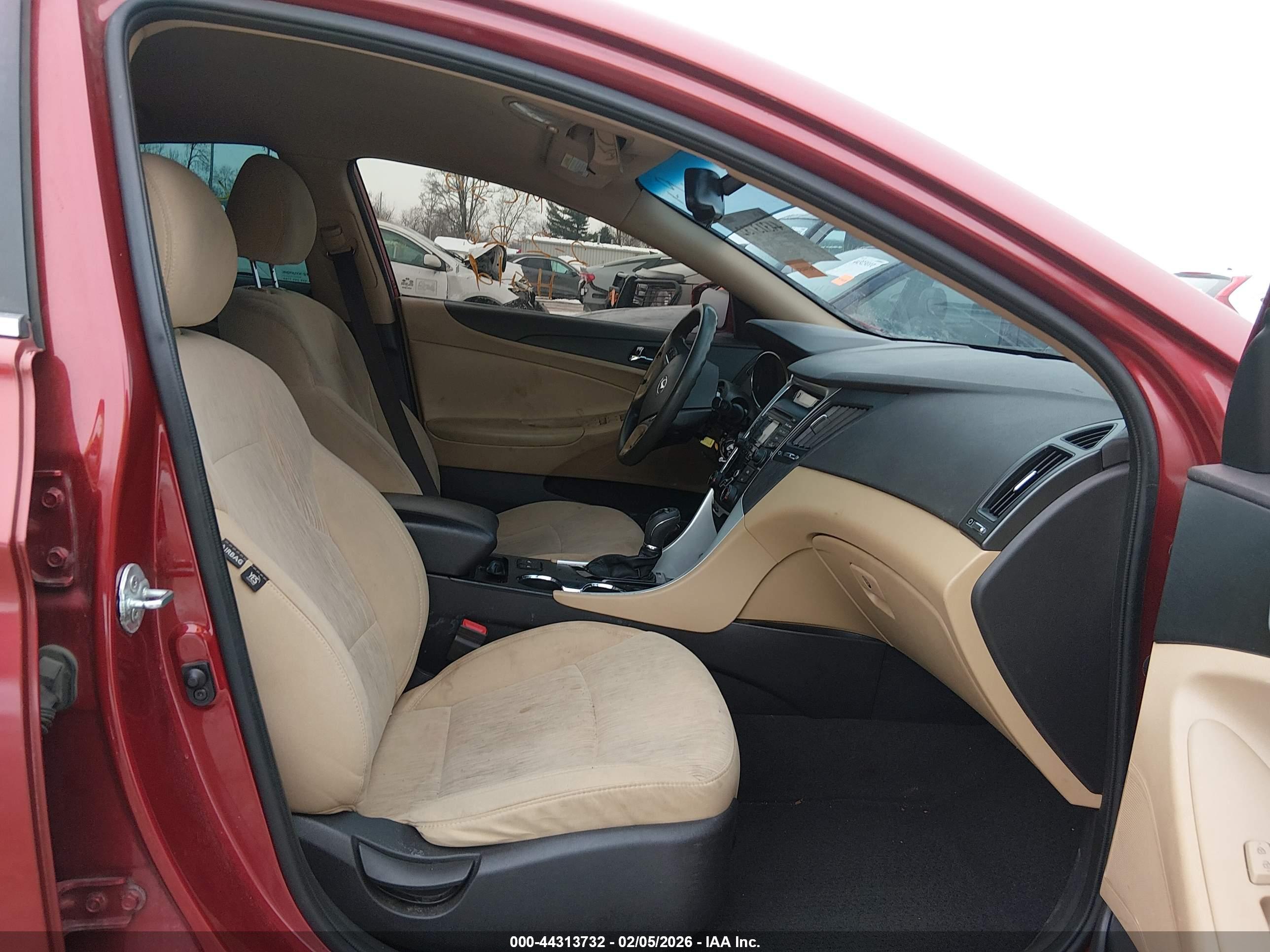 HYUNDAI SONATA image 5
