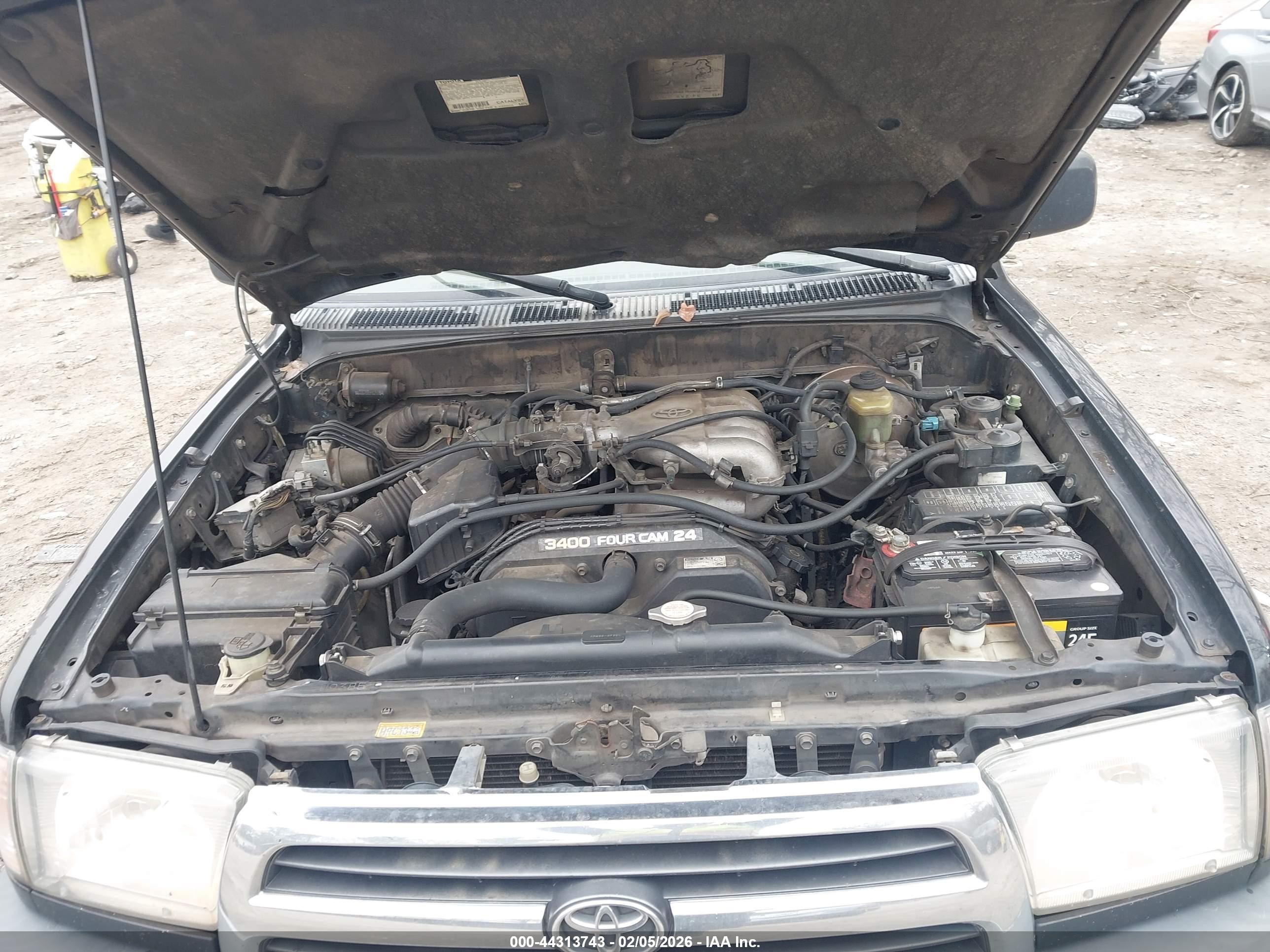 TOYOTA 4RUNNER image 10