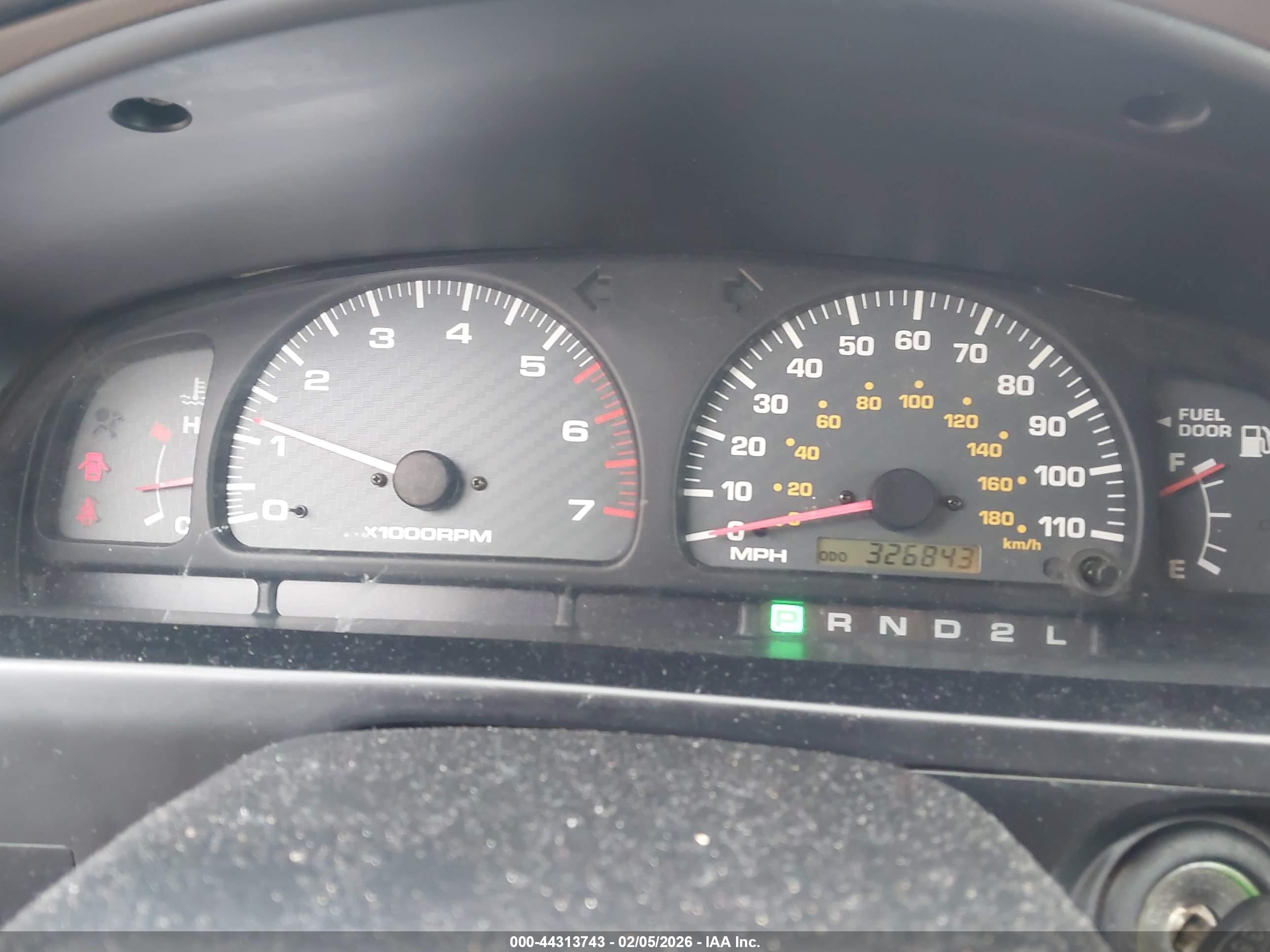 TOYOTA 4RUNNER image 7