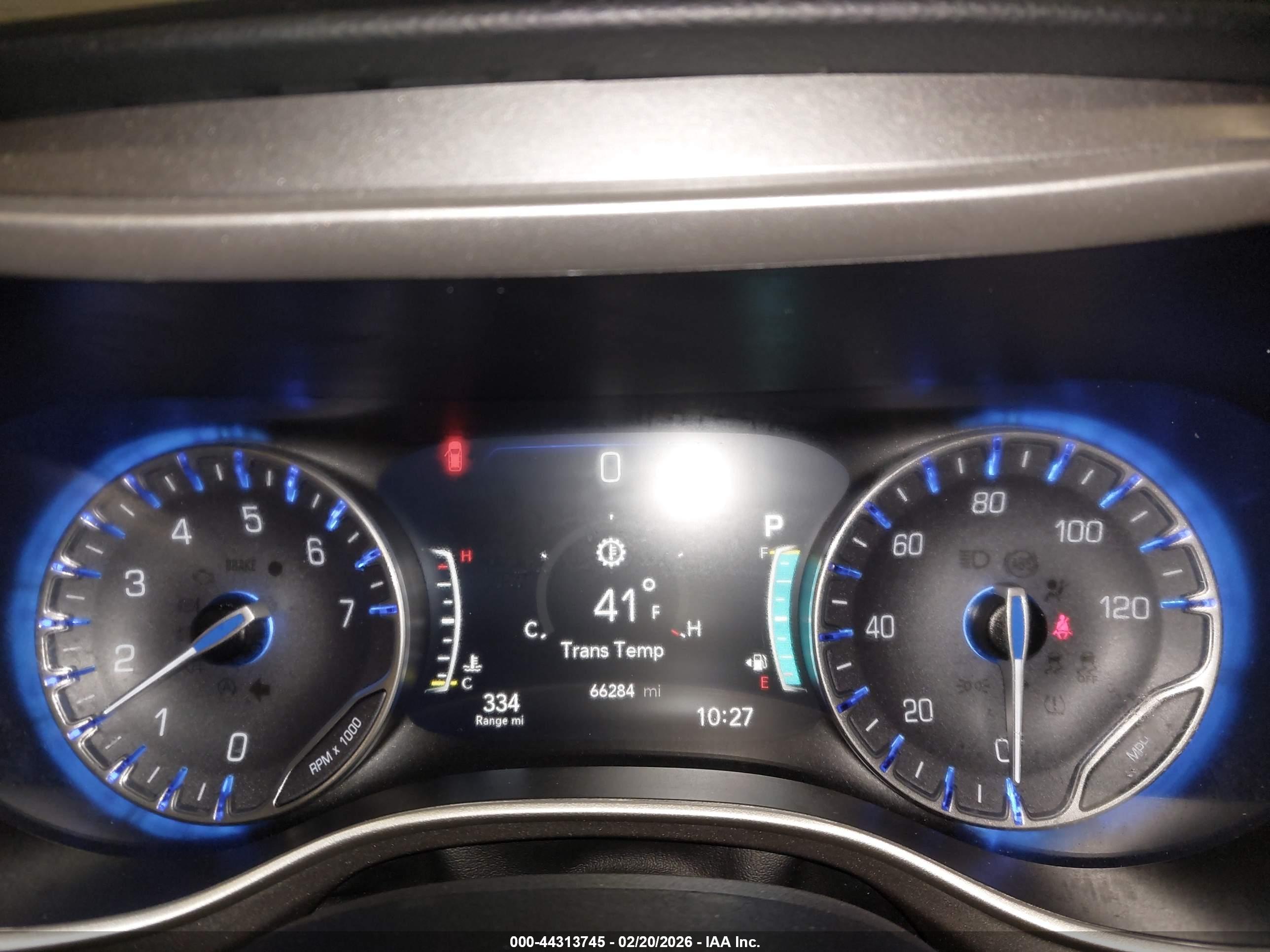 CHRYSLER PACIFICA image 7