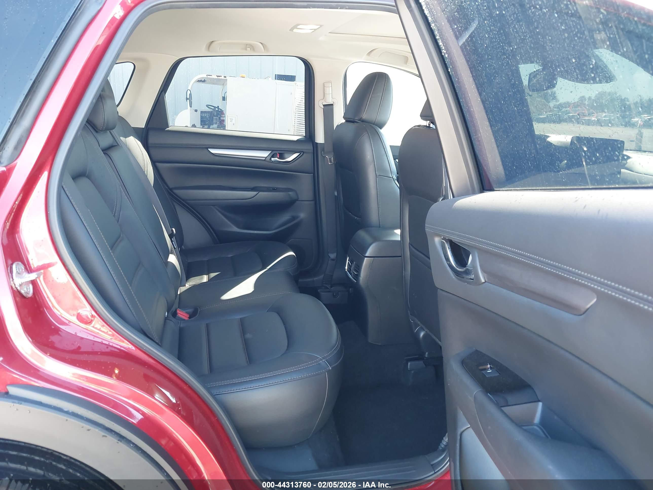 MAZDA CX-5 image 8