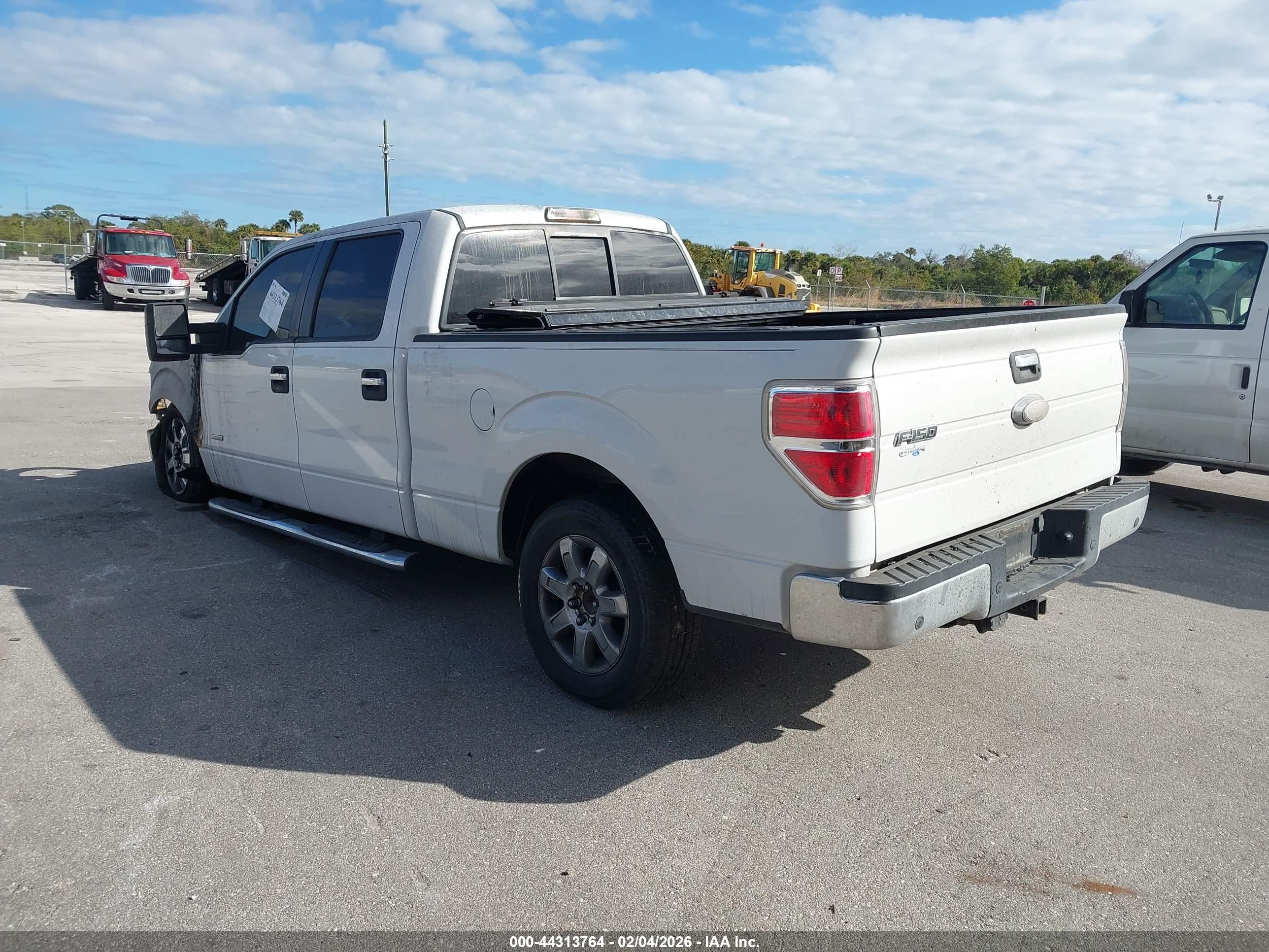 FORD F-150 image 3