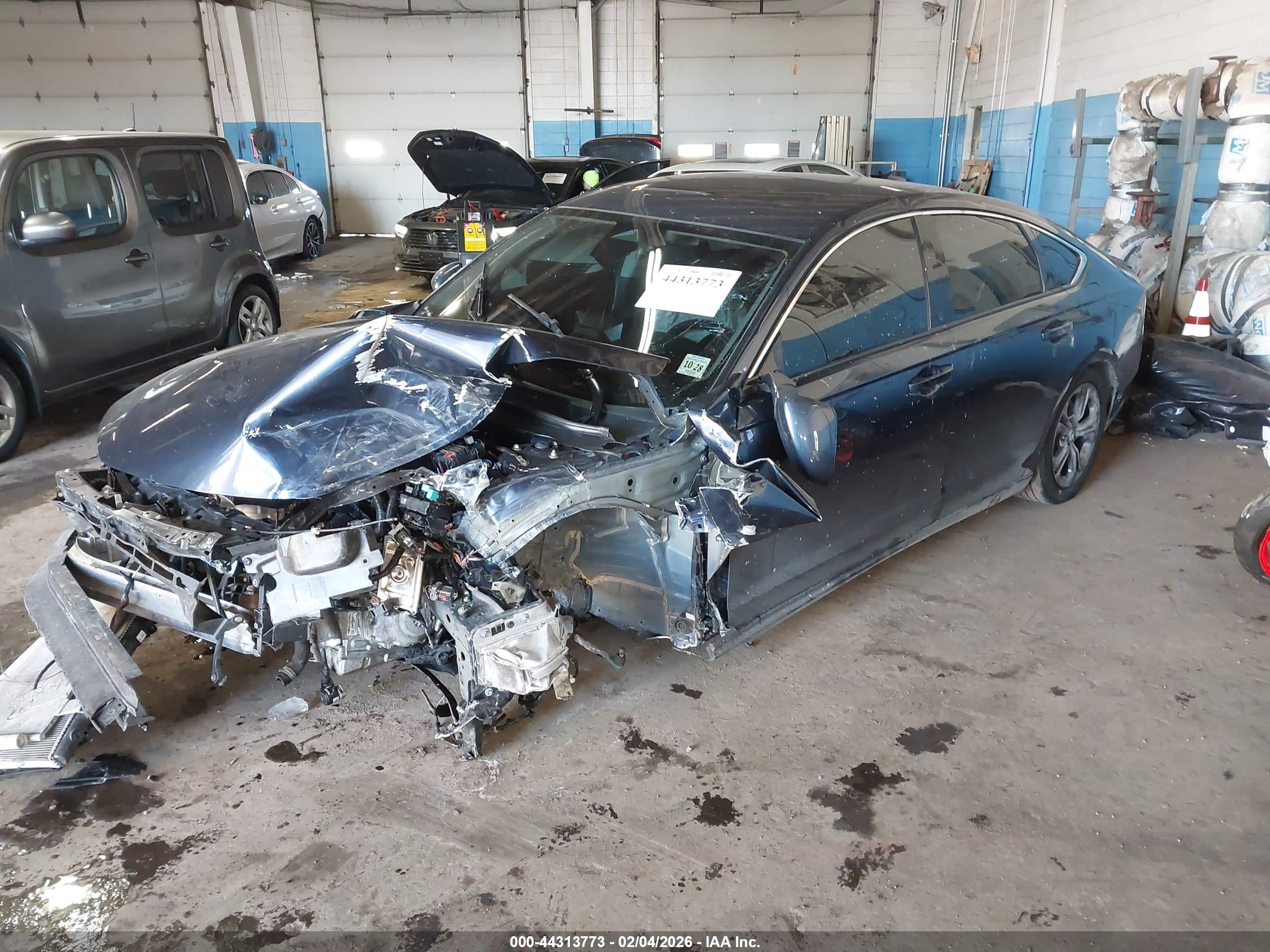 HONDA ACCORD image 2