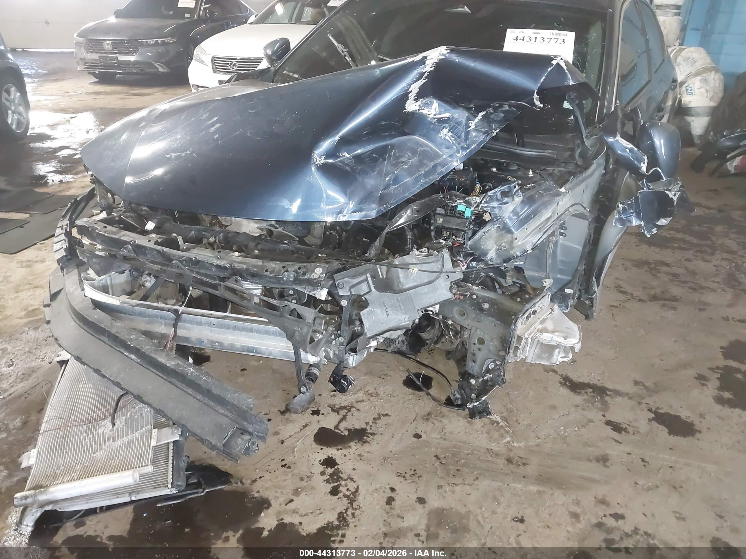 HONDA ACCORD image 6