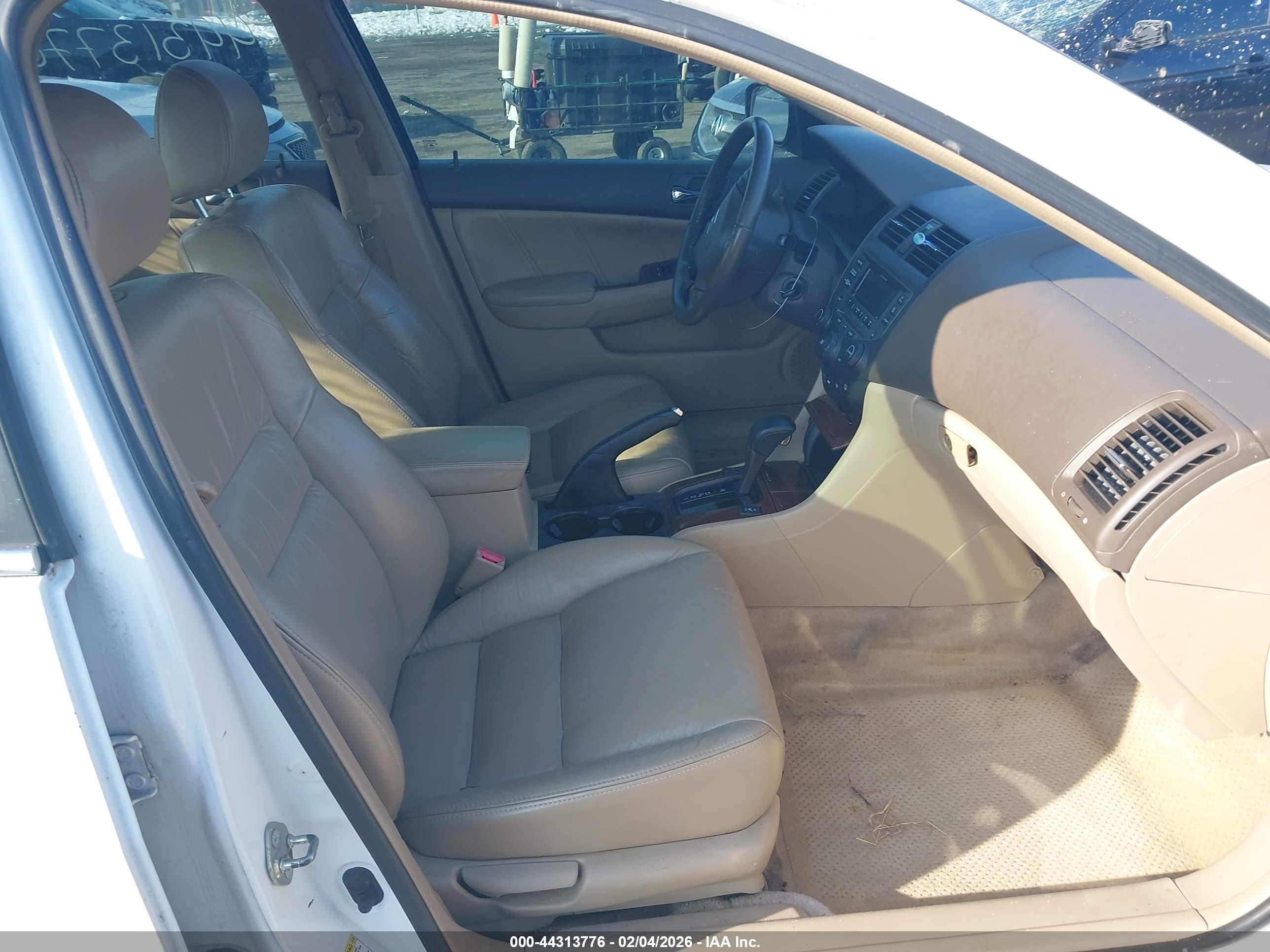 HONDA ACCORD image 5