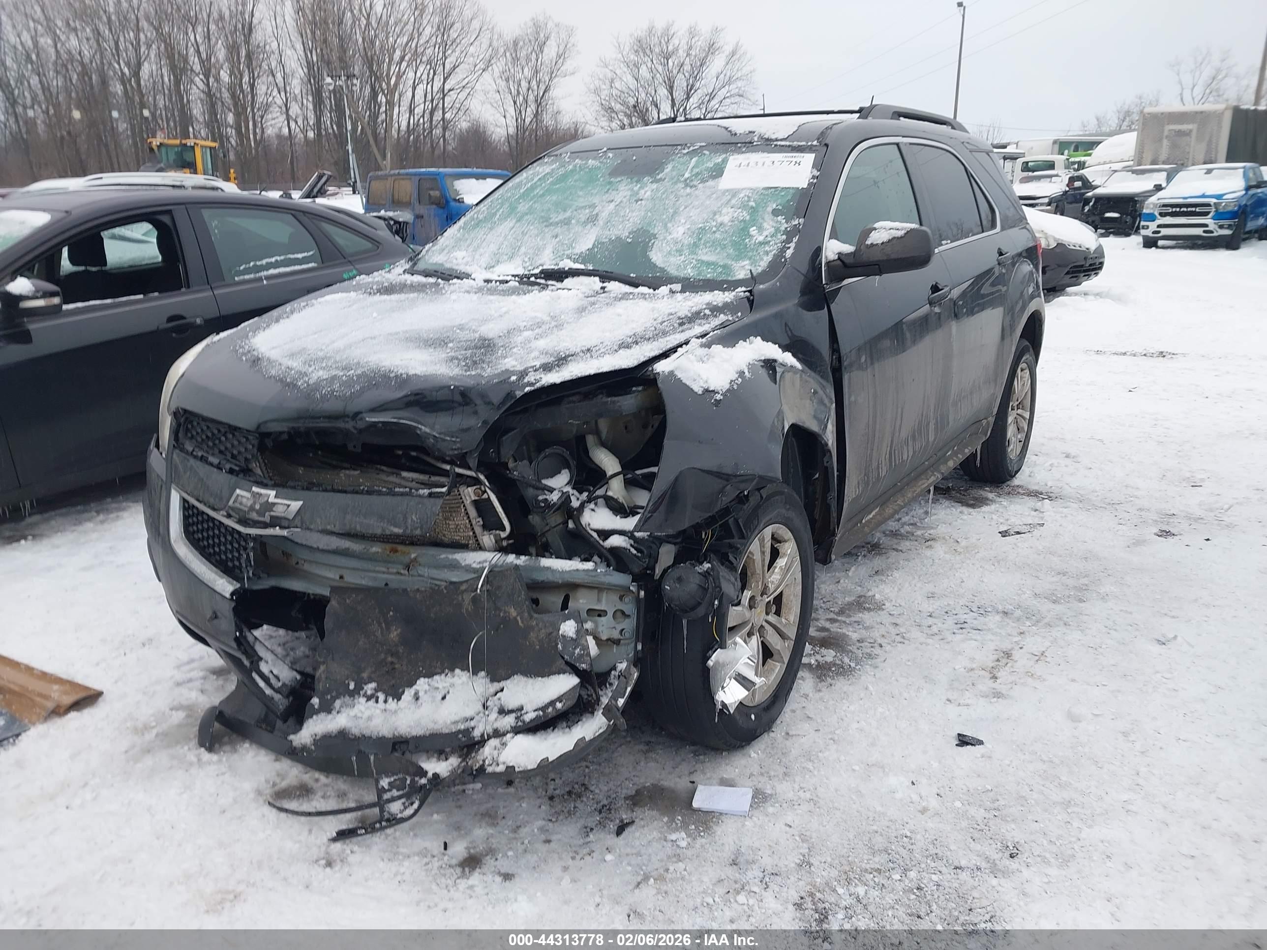 CHEVROLET EQUINOX image 6