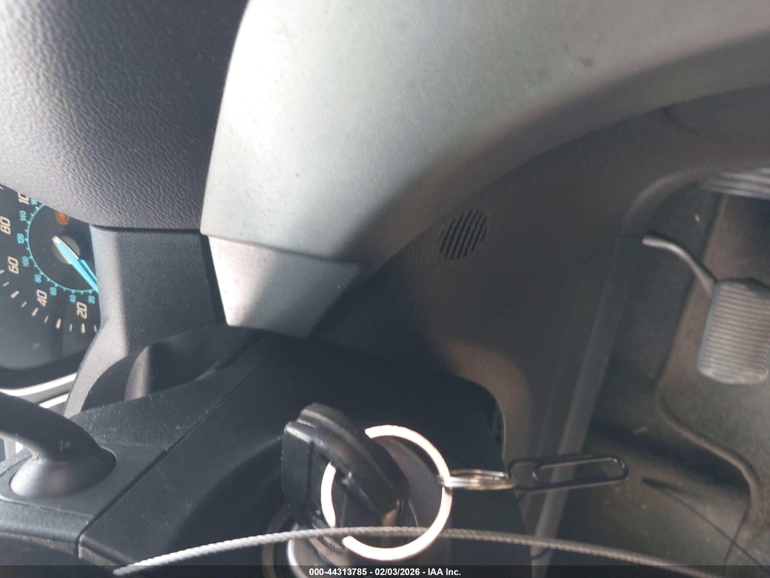 FORD ESCAPE image 11