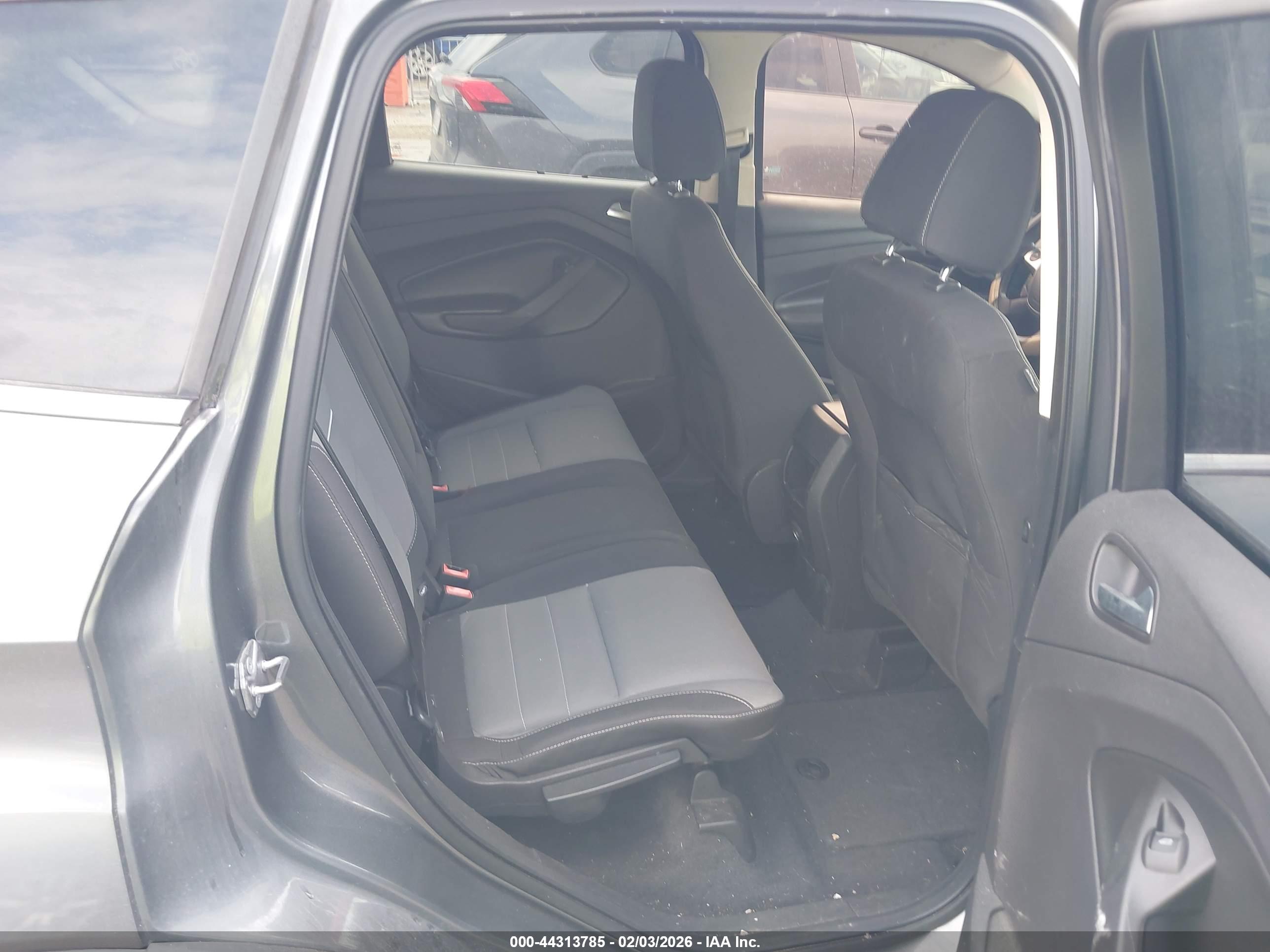 FORD ESCAPE image 8