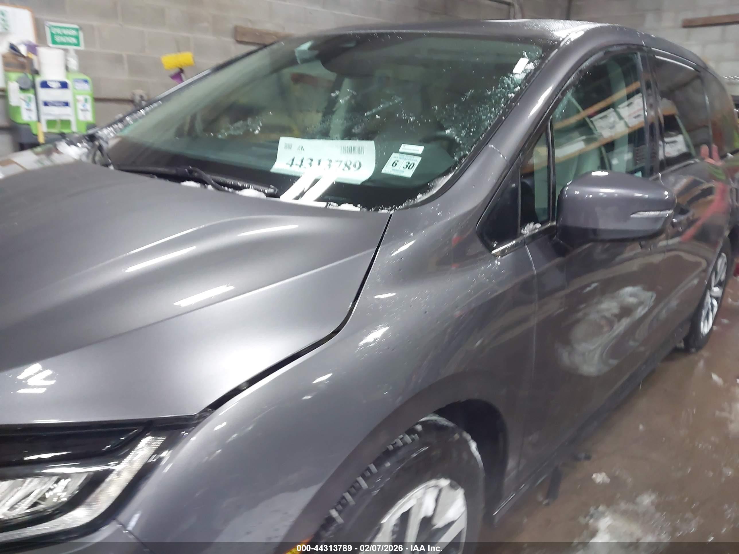 HONDA ODYSSEY image 6