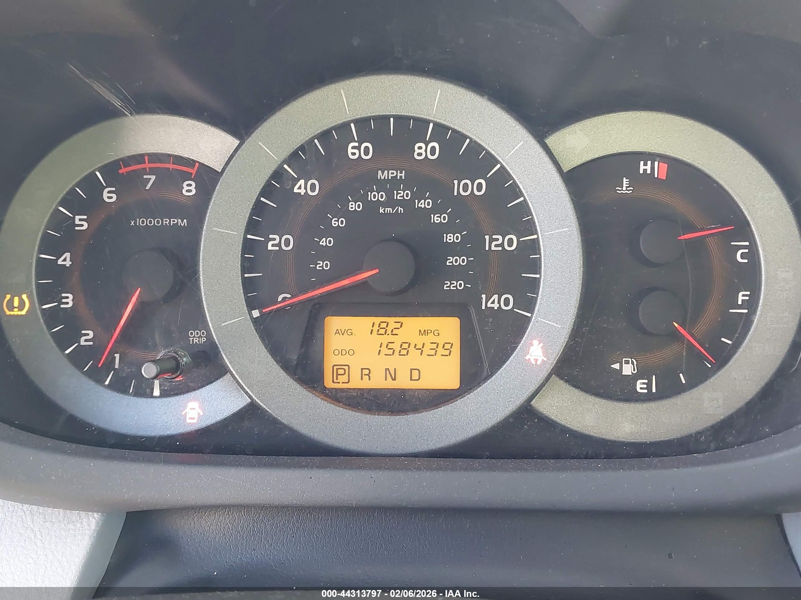 TOYOTA RAV4 image 7