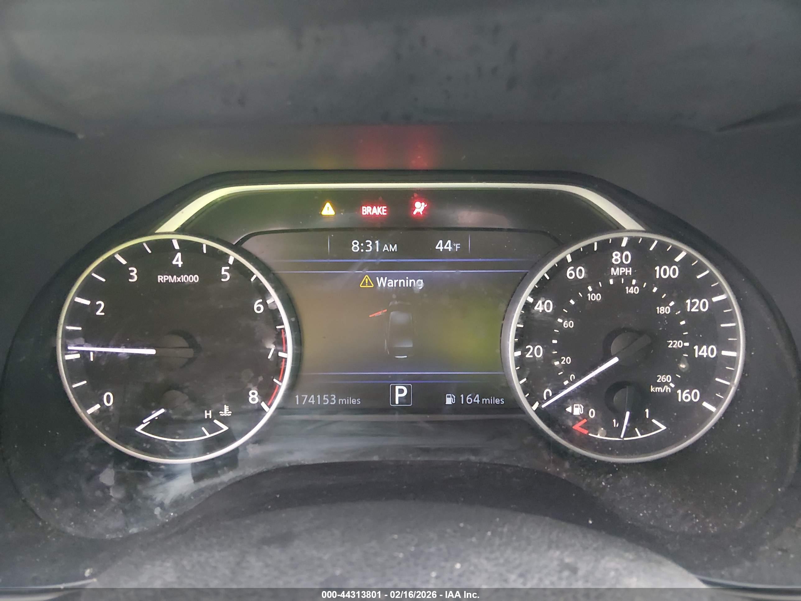 NISSAN MAXIMA image 7