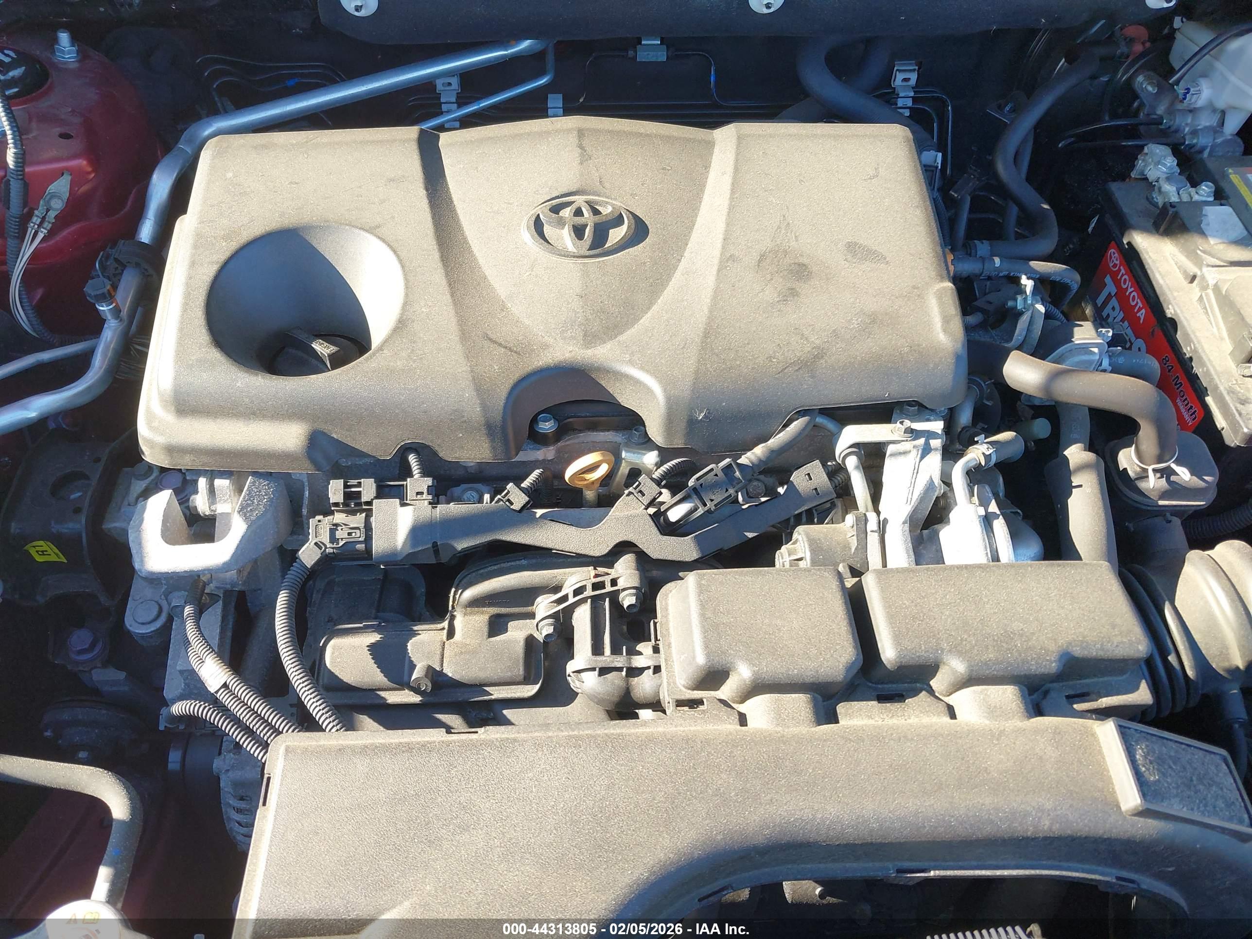 TOYOTA RAV4 image 10