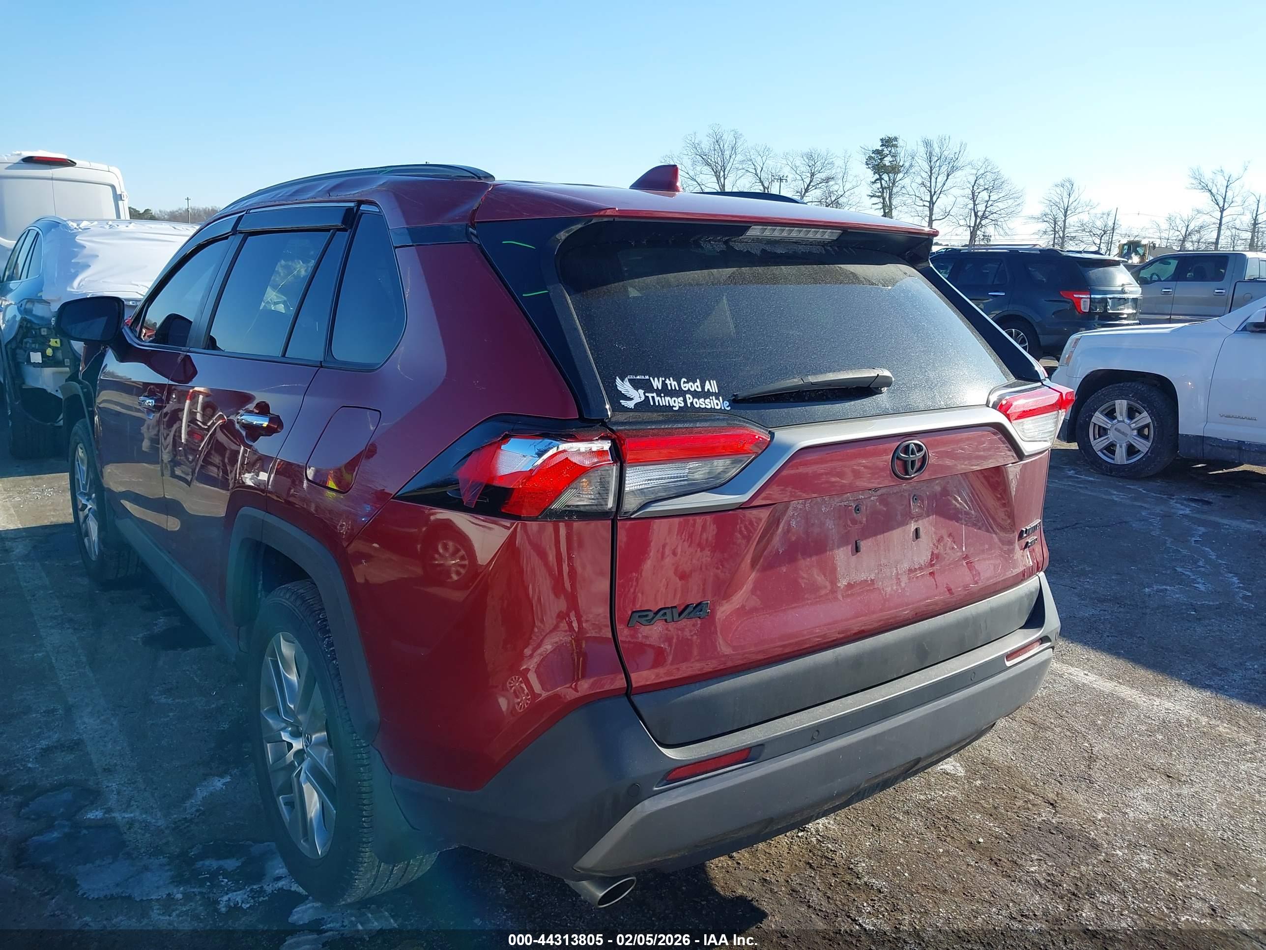 TOYOTA RAV4 image 3