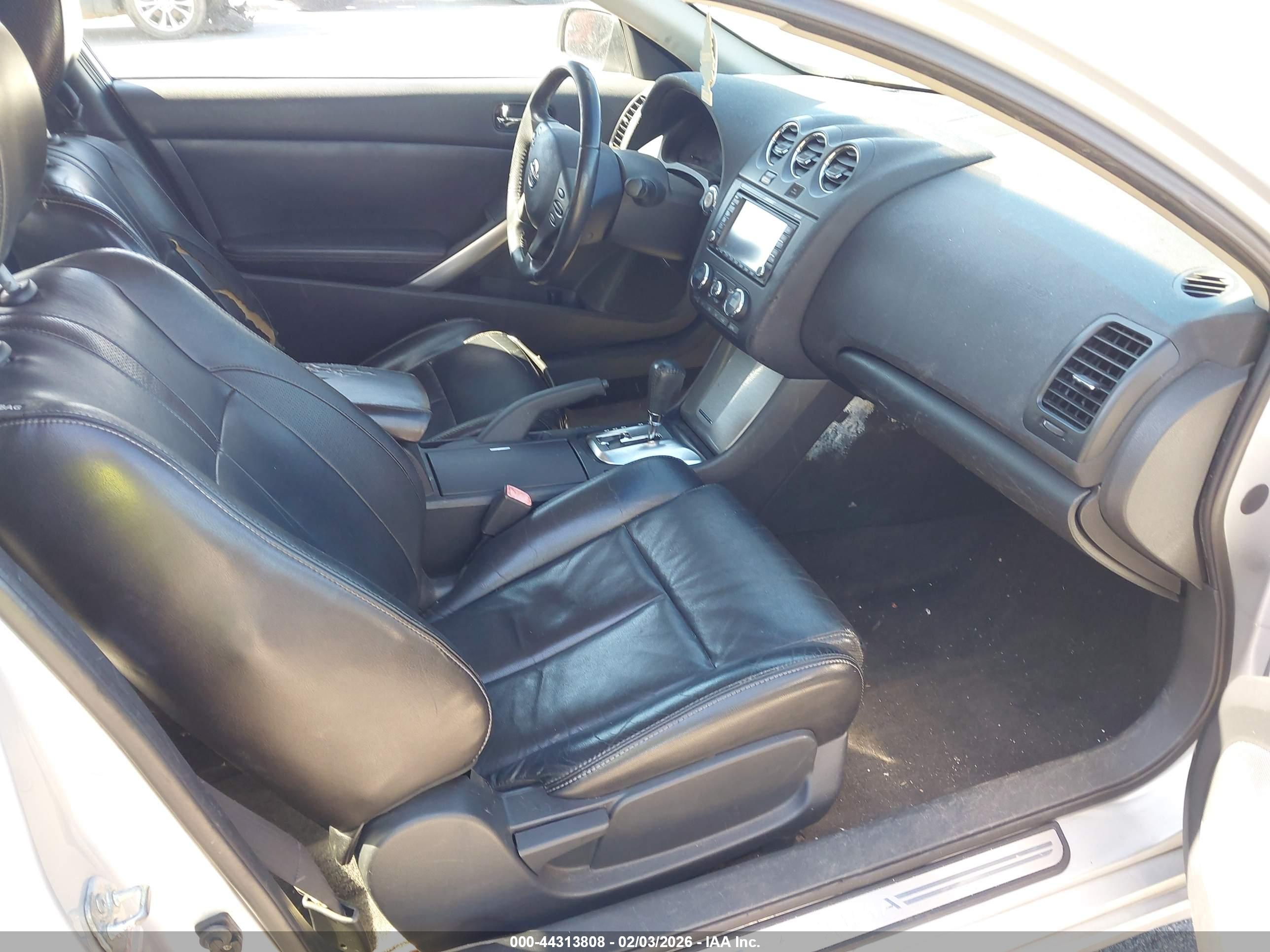 NISSAN ALTIMA image 5