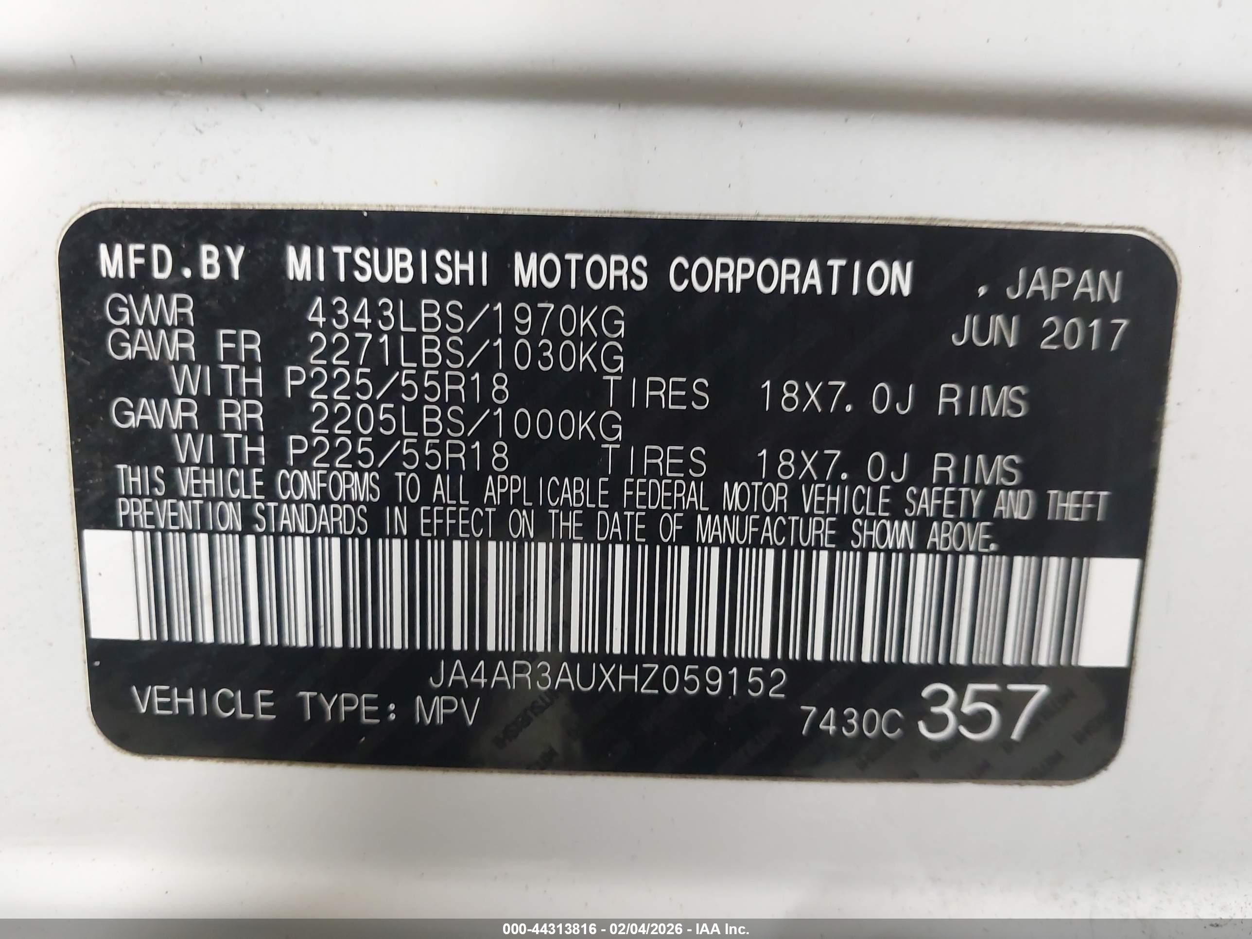 MITSUBISHI OUTLANDER image 9