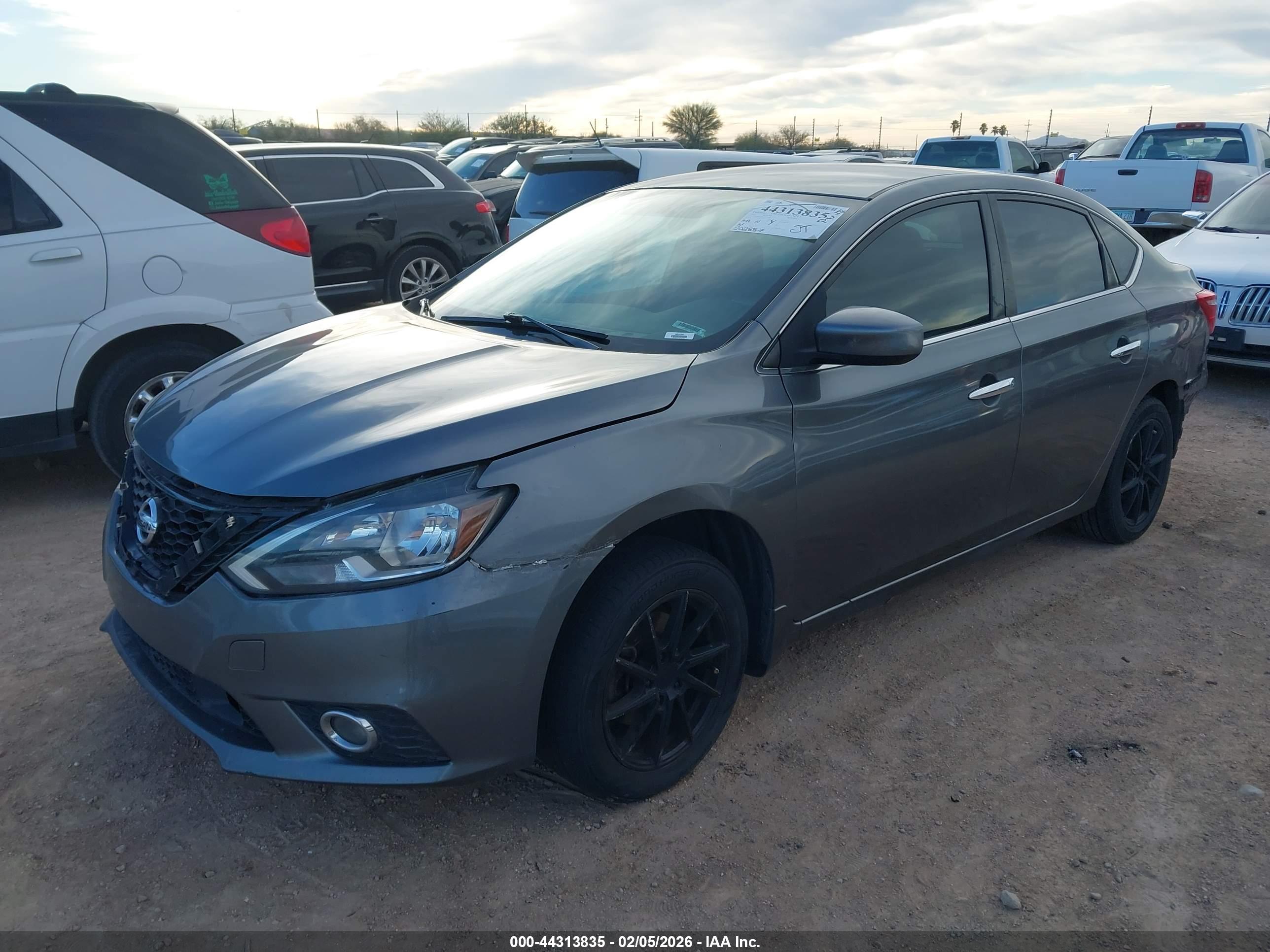 NISSAN SENTRA image 2