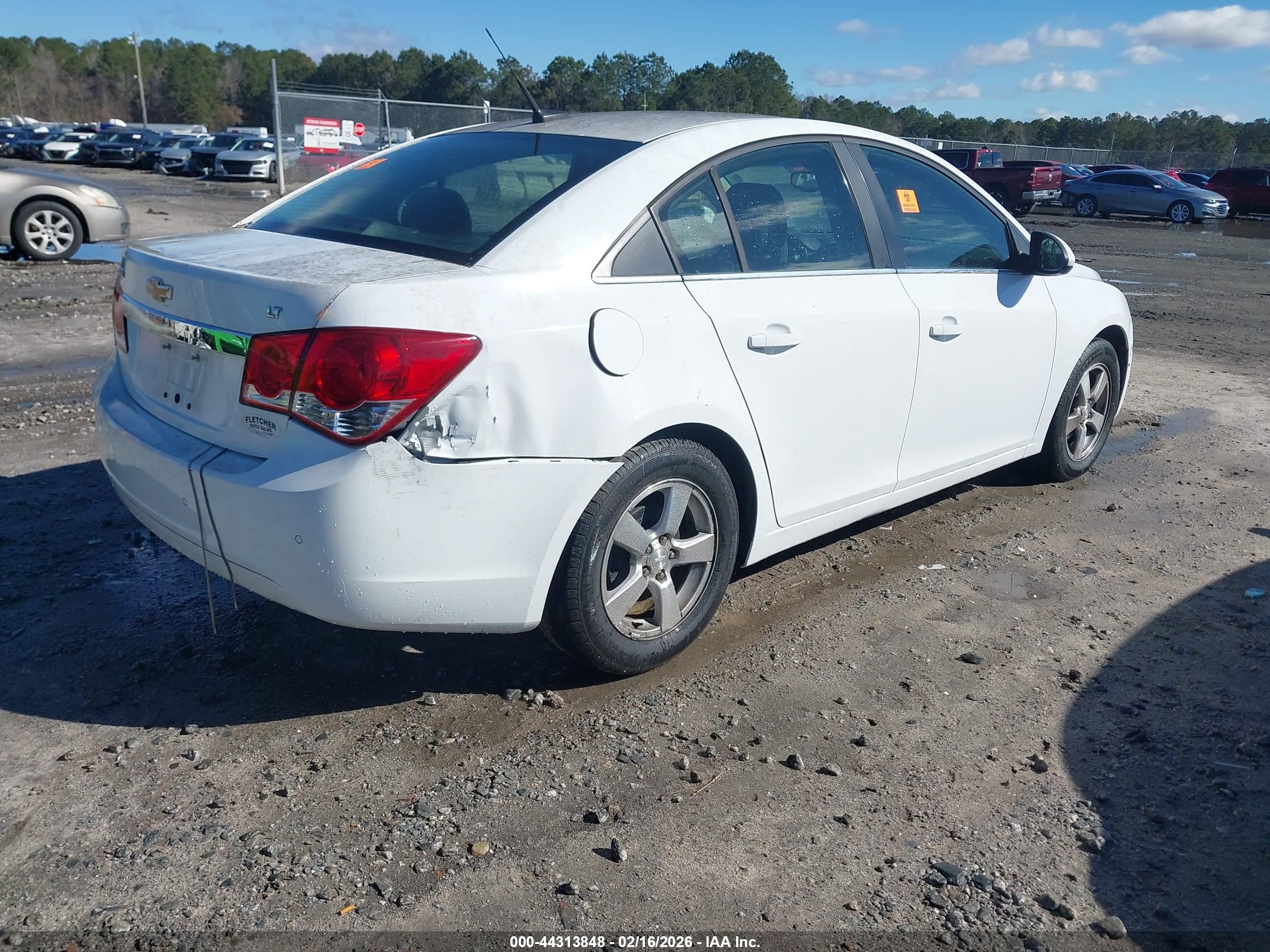 CHEVROLET CRUZE image 4