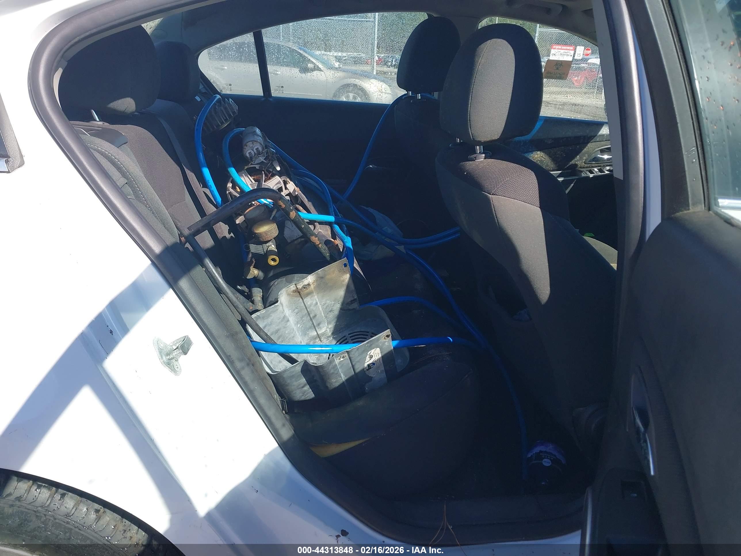 CHEVROLET CRUZE image 8