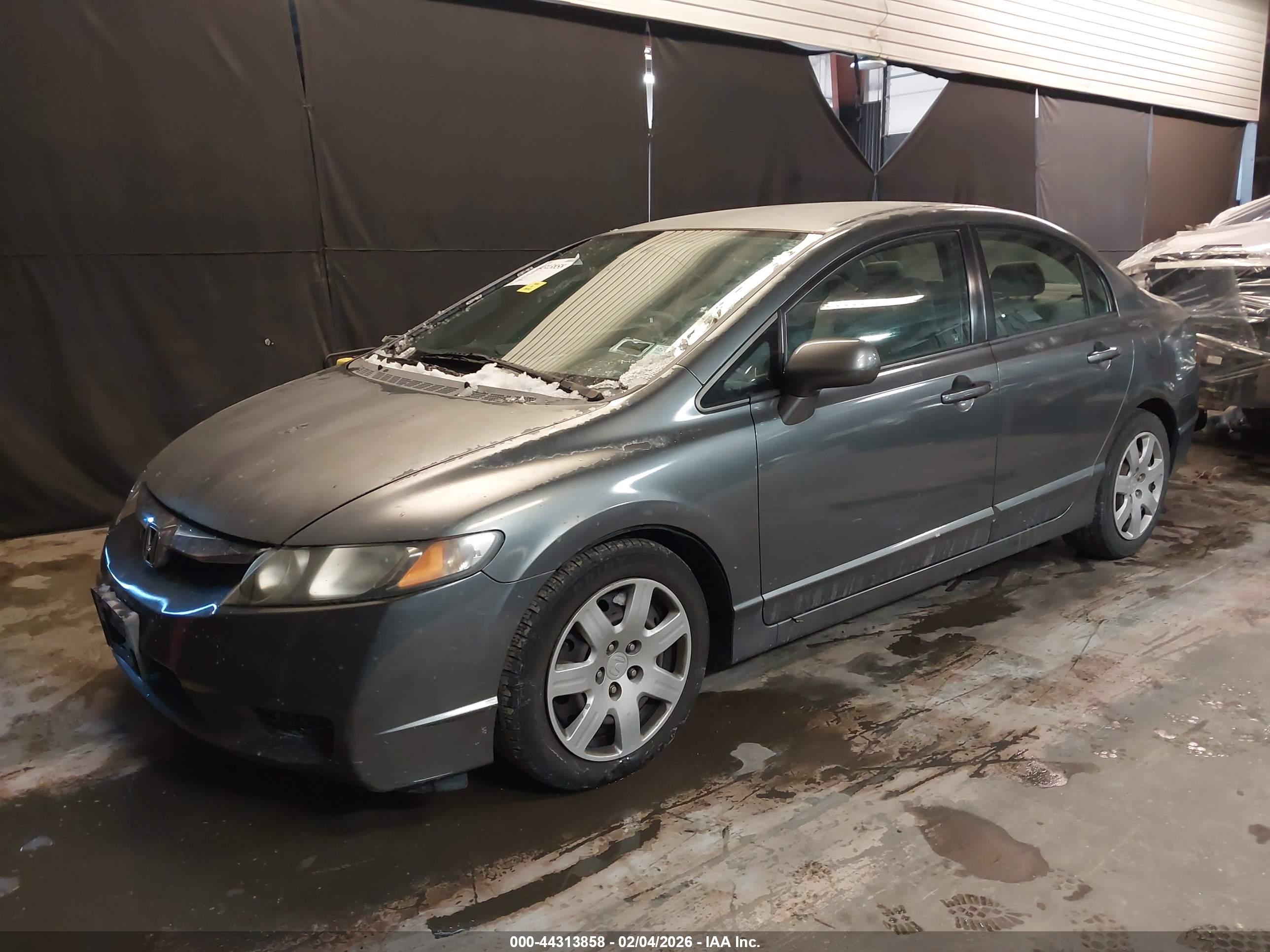 HONDA CIVIC image 2