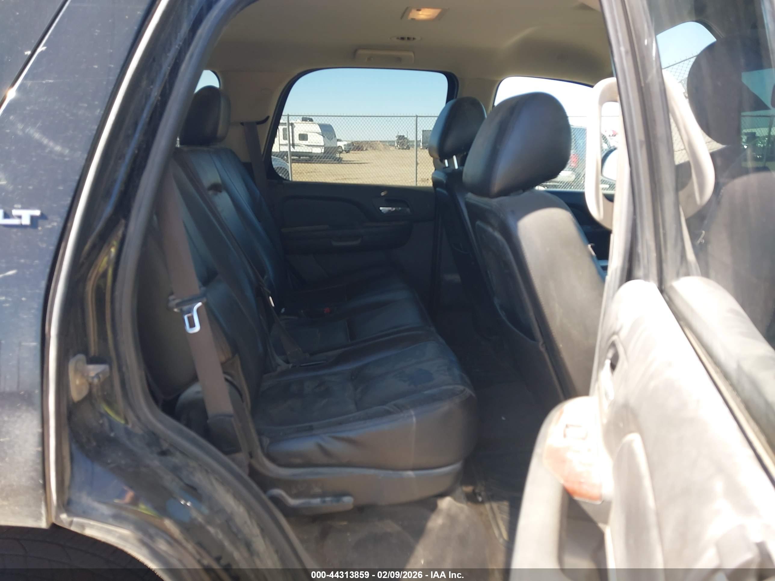 GMC YUKON image 8
