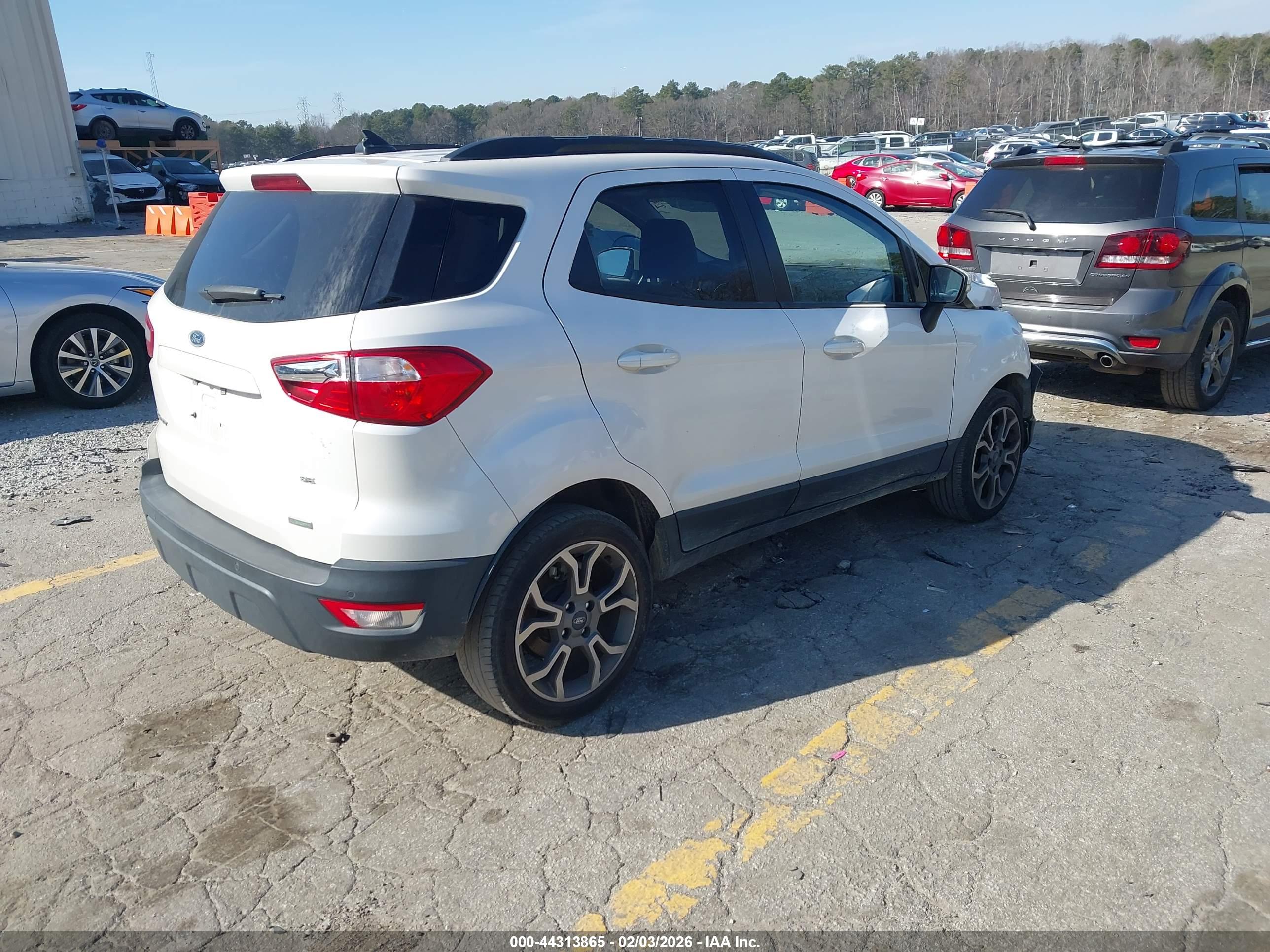 FORD ECOSPORT image 4