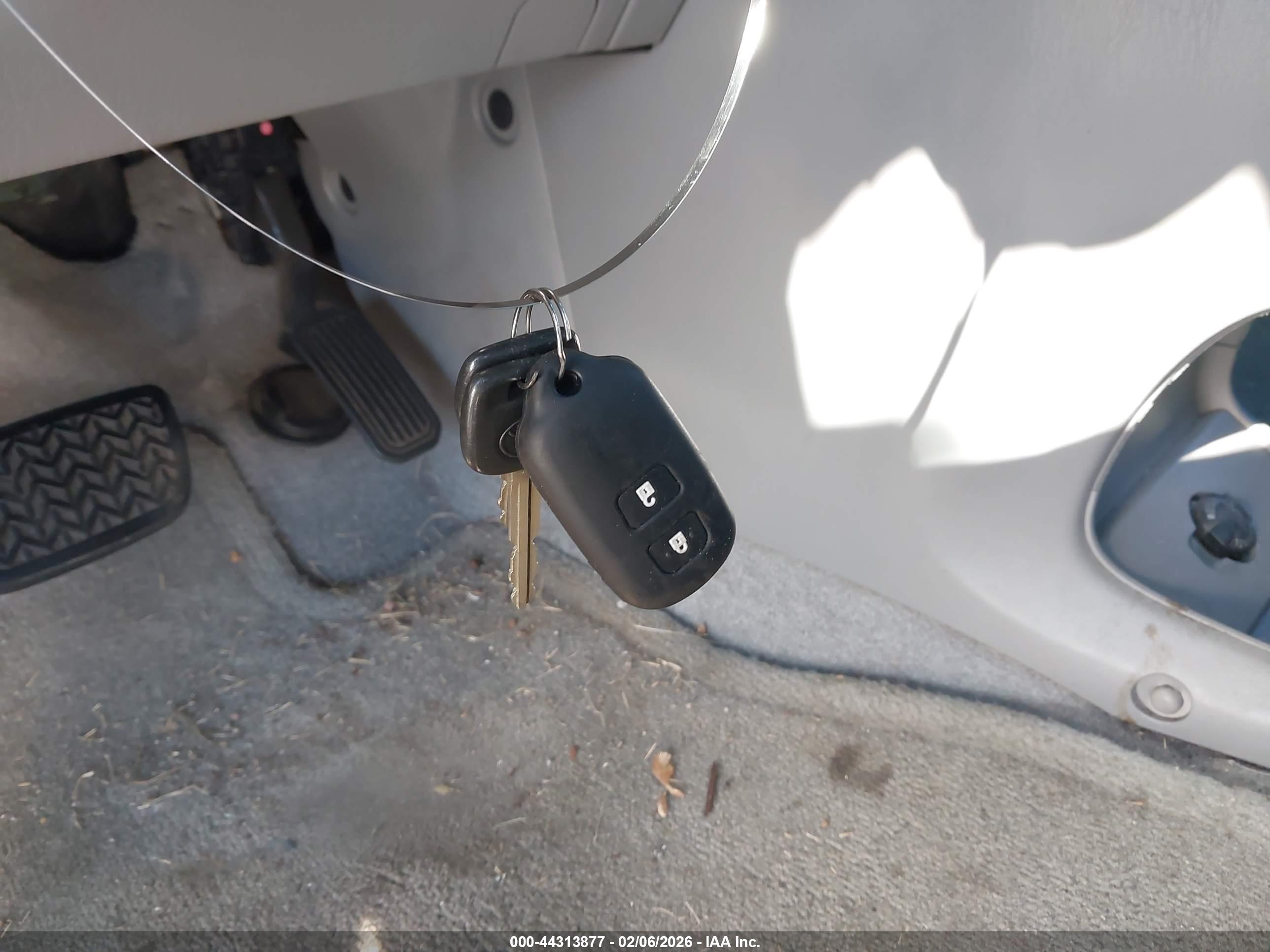 TOYOTA HIGHLANDER image 11