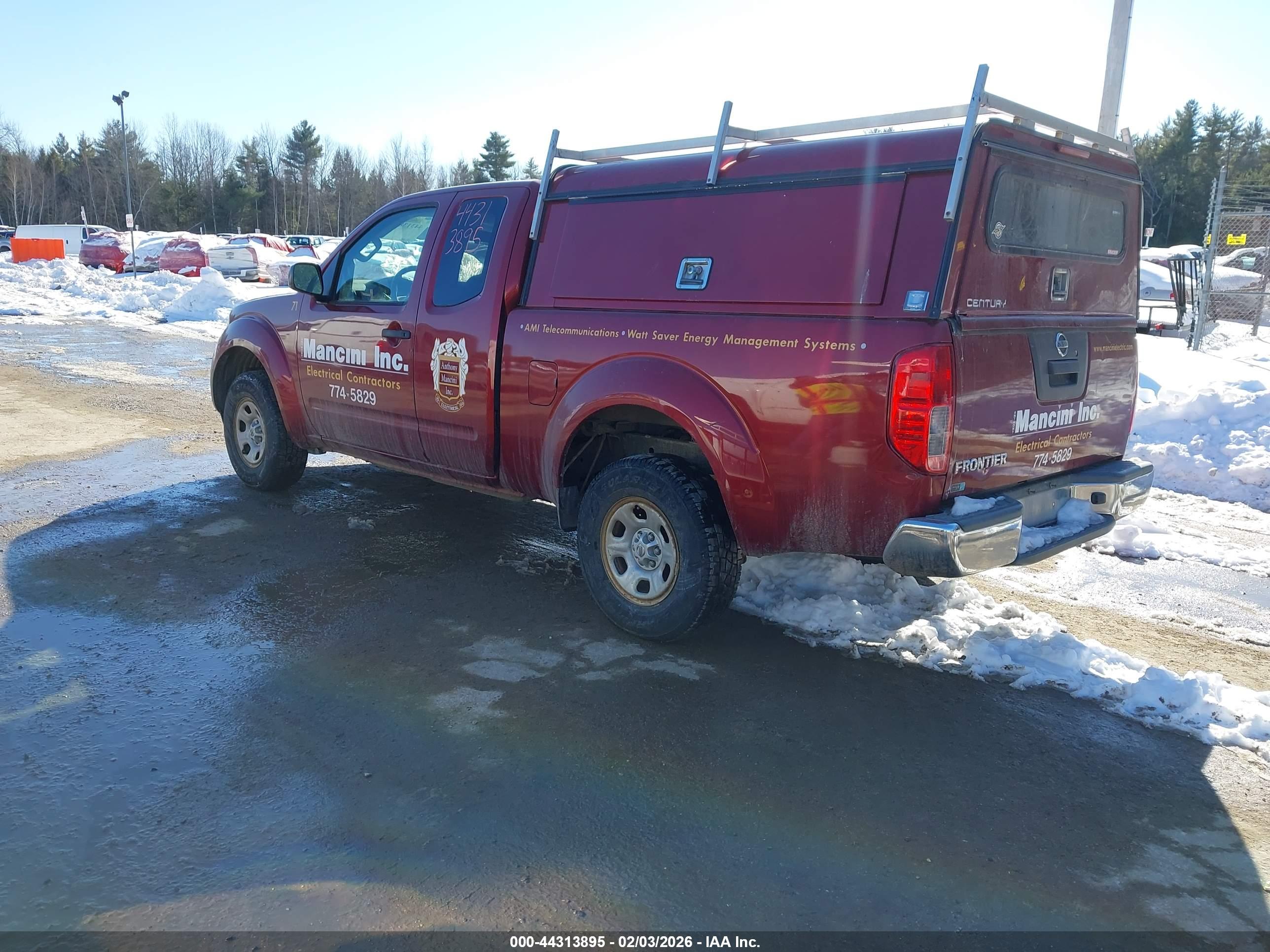 NISSAN FRONTIER image 3
